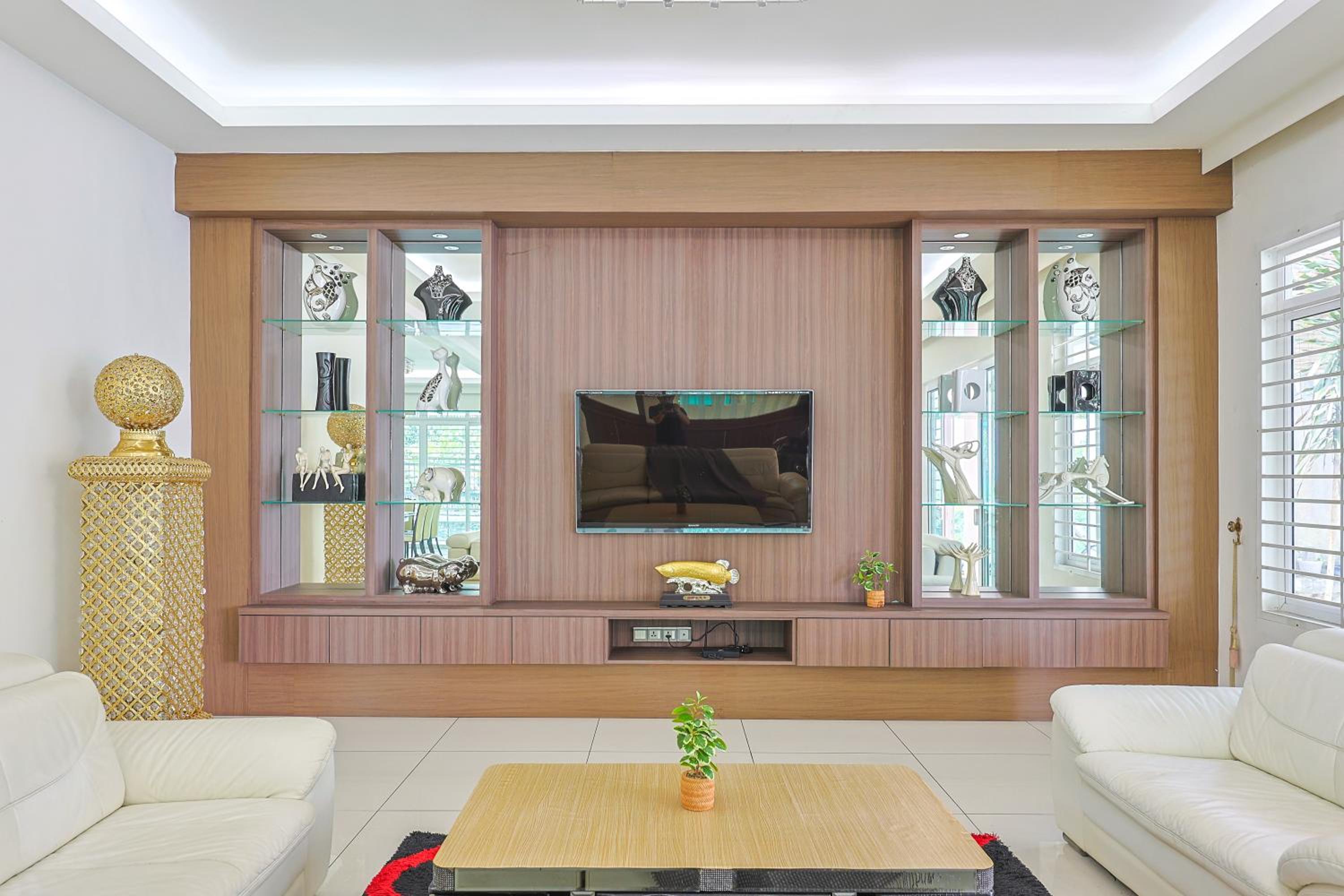 Serene Pool Villa -Luxury Stay with Relaxing Vibes -Clover Home