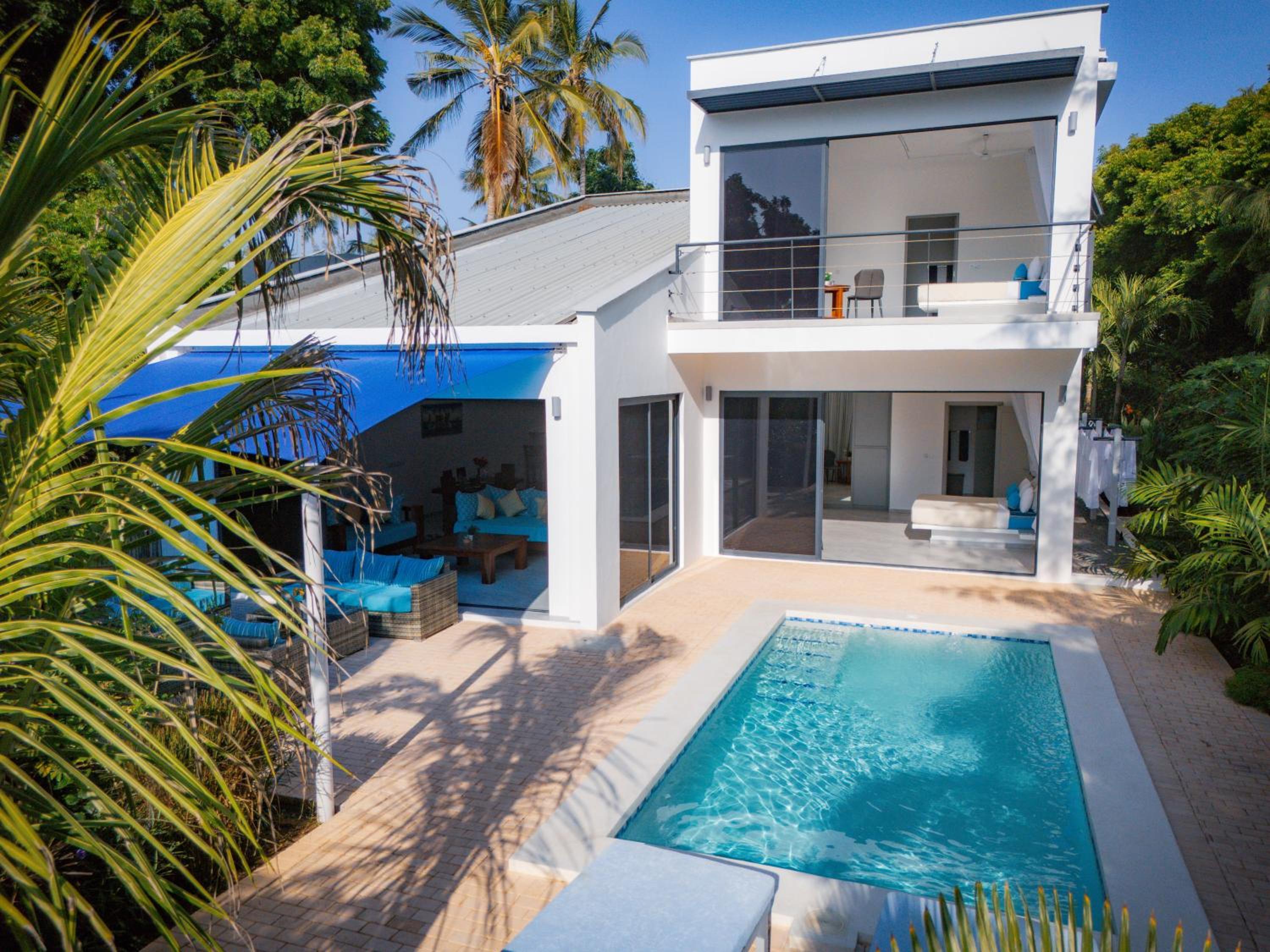 Coral Reef Villas - luxury 5 star villas each with private pool, Watamu
