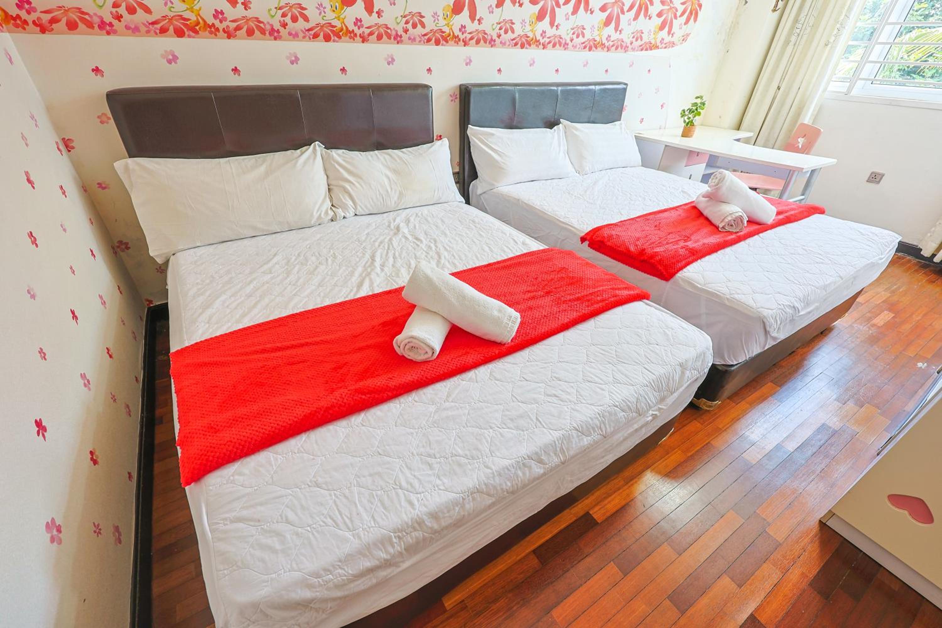 Serene Pool Villa -Luxury Stay with Relaxing Vibes -Clover Home