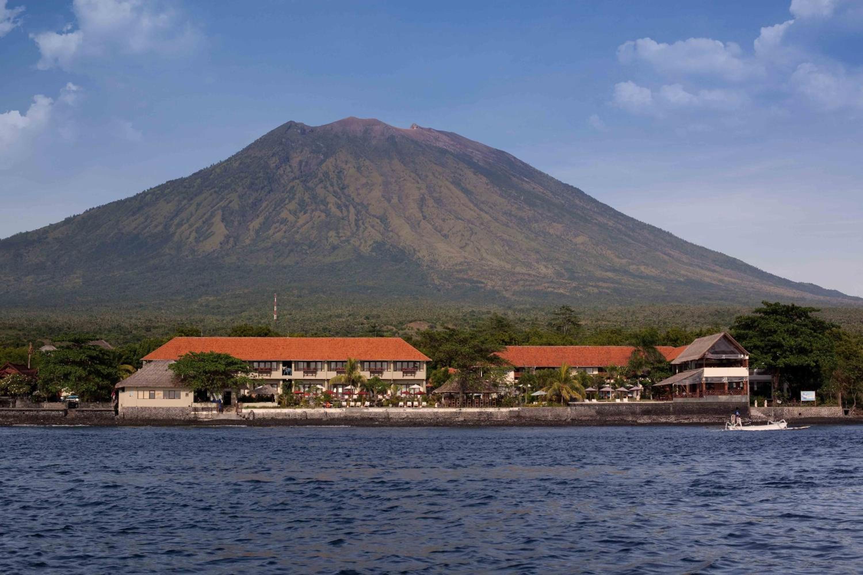 Tauch Terminal Resort Tulamben & Spa view 3