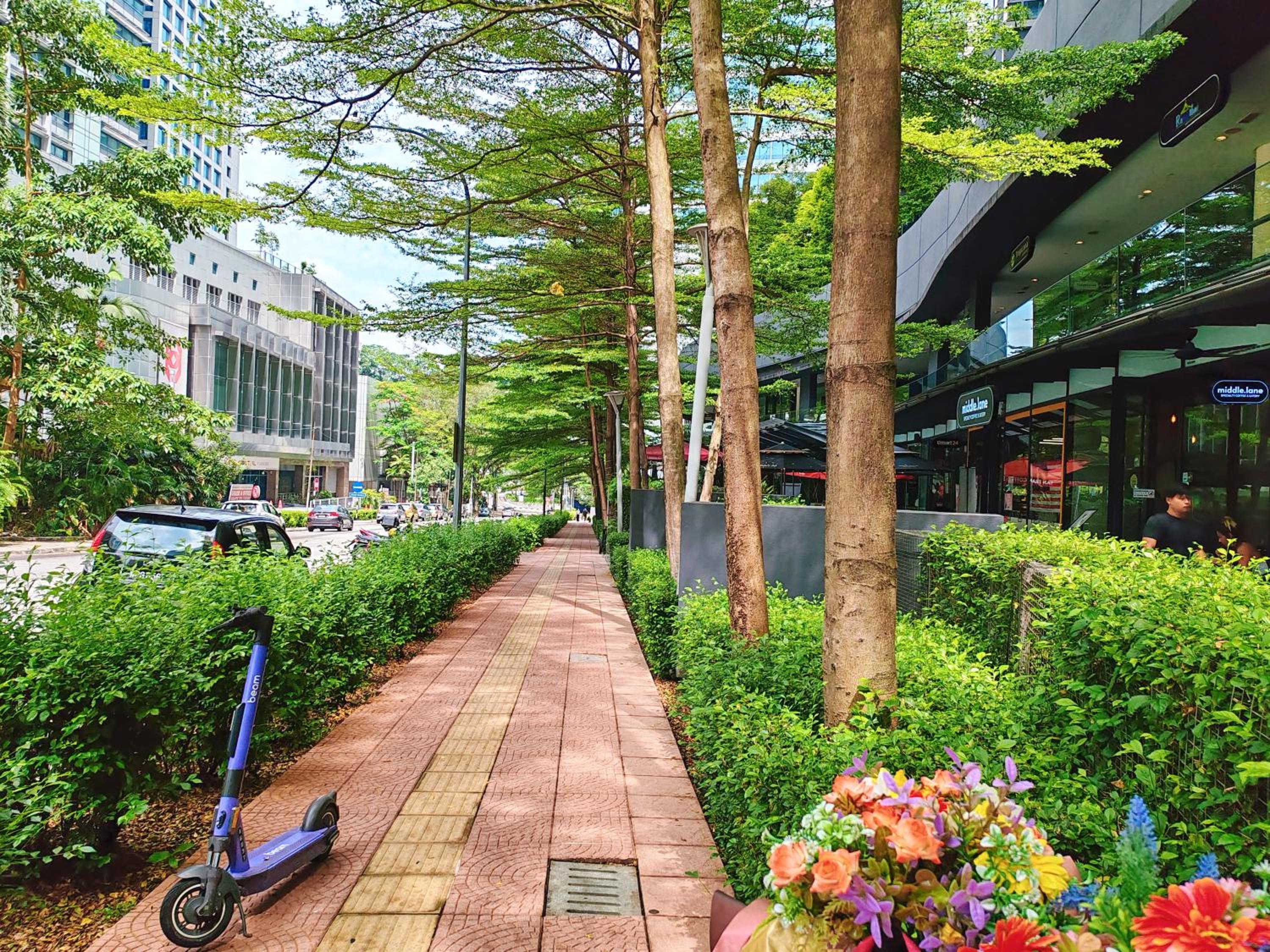 126 Bukit Ceylon 5 minutes KLCC Jalan Alor Pavilion Bukit Bintang 2R2B 8Pax