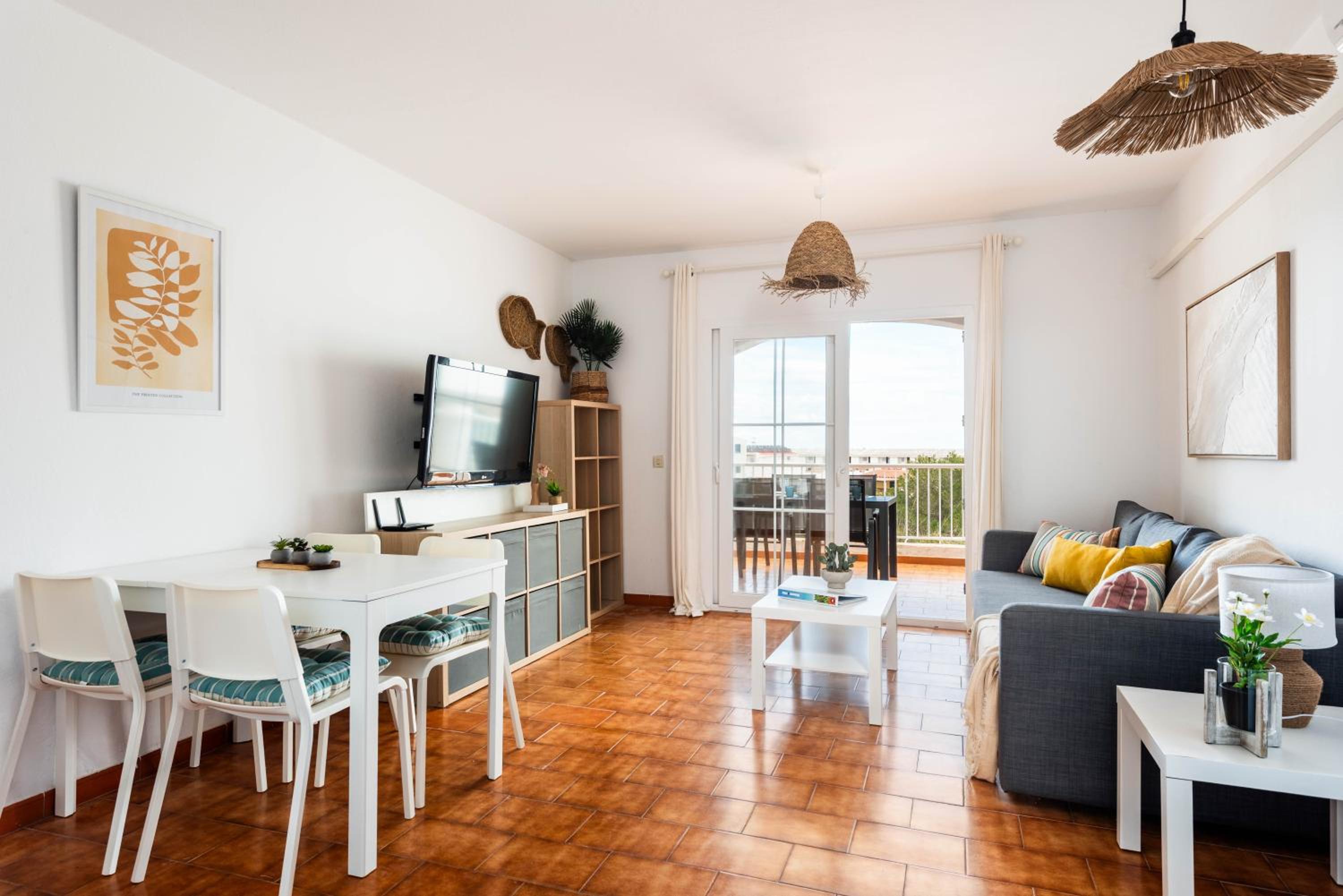 Apartamento CASTELLSOL 201 by Mauter Villas