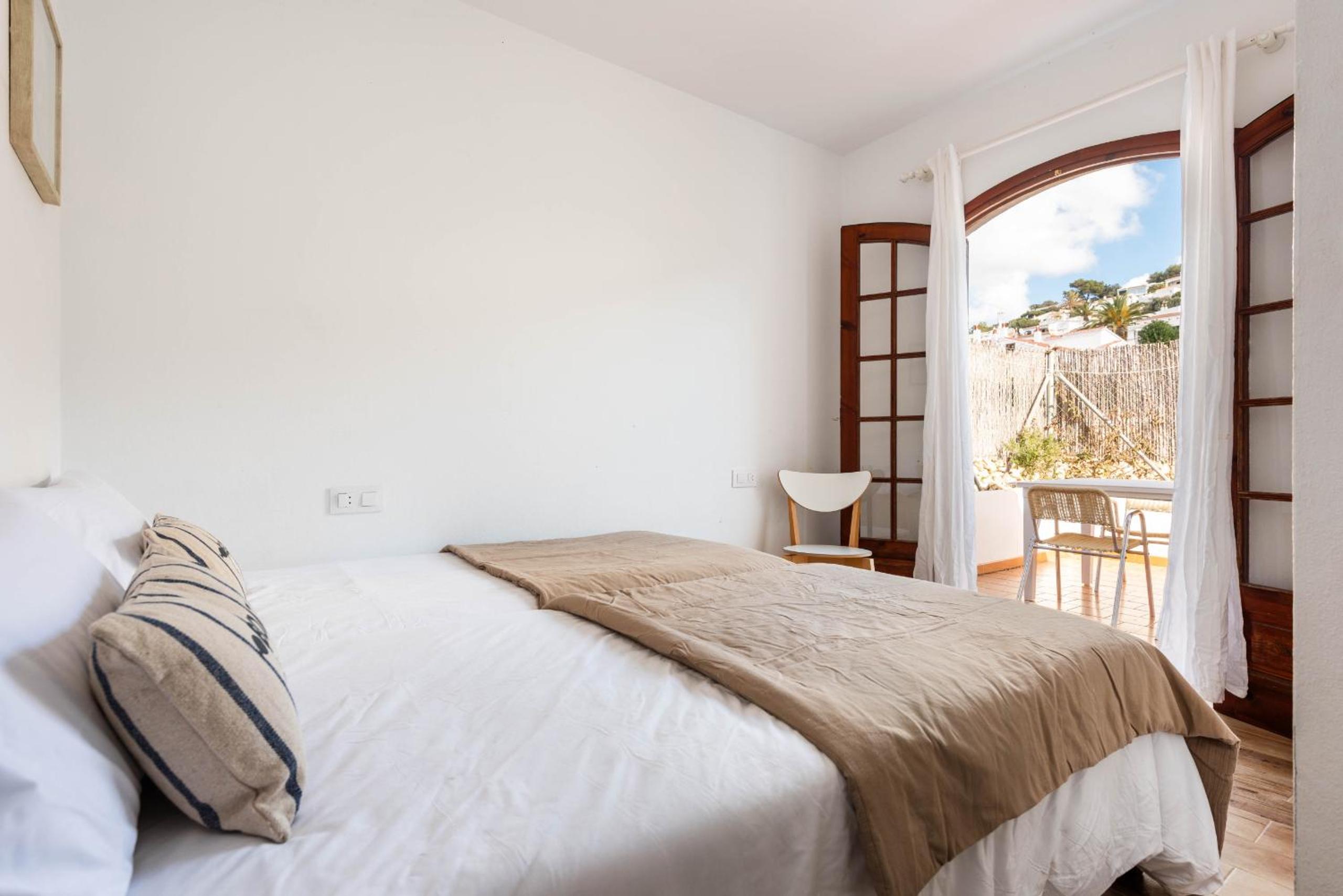 Menorca Apartamento Girasoles 64 by Mauter Villas