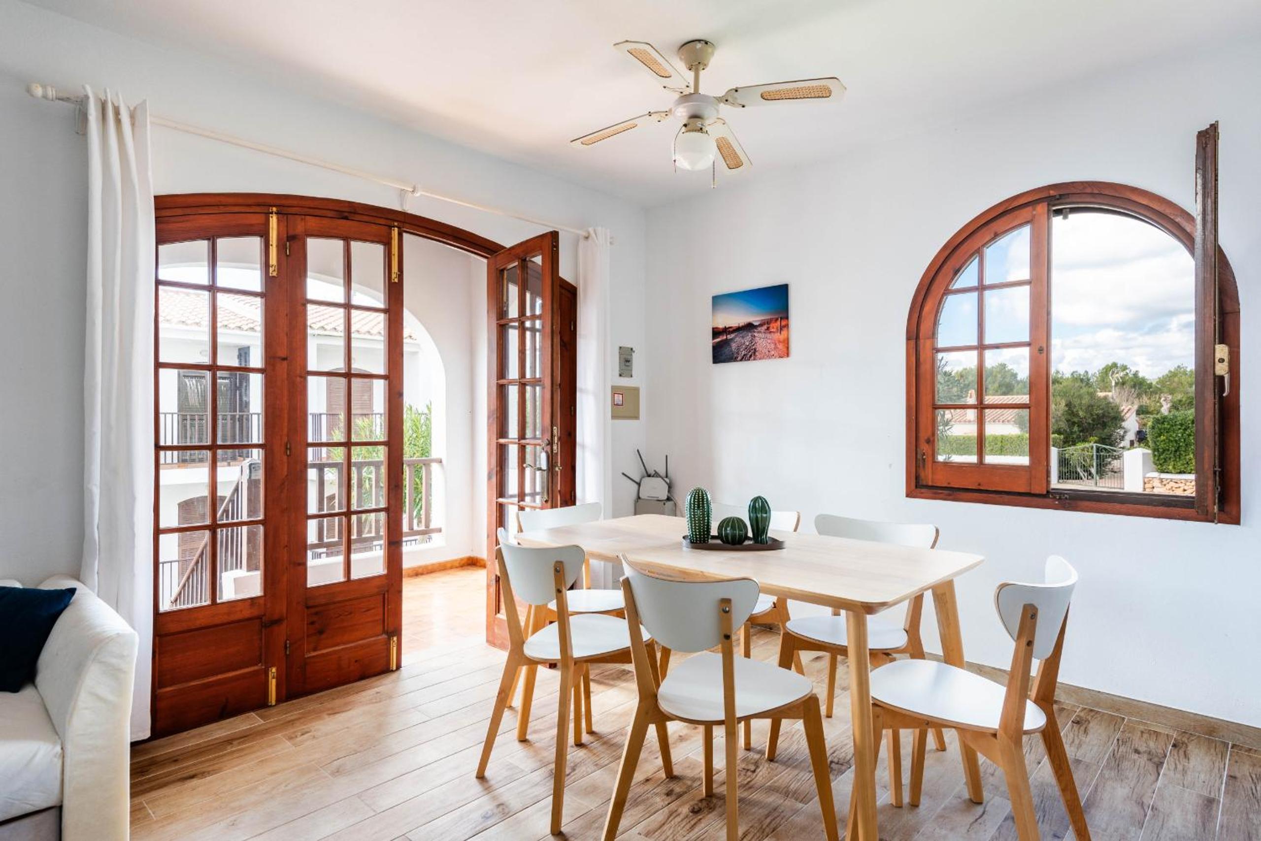 Menorca Apartamento Girasoles 64 by Mauter Villas