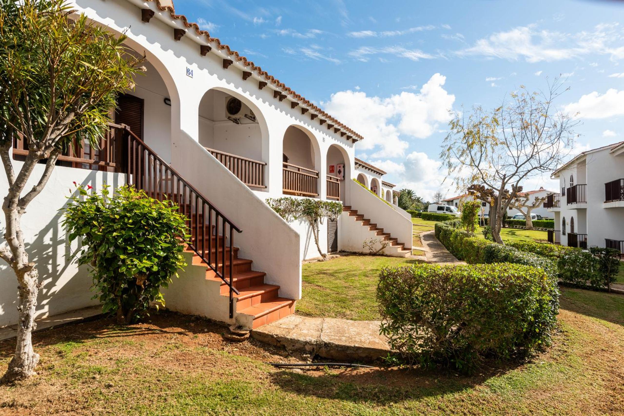Menorca Apartamento Girasoles 64 by Mauter Villas