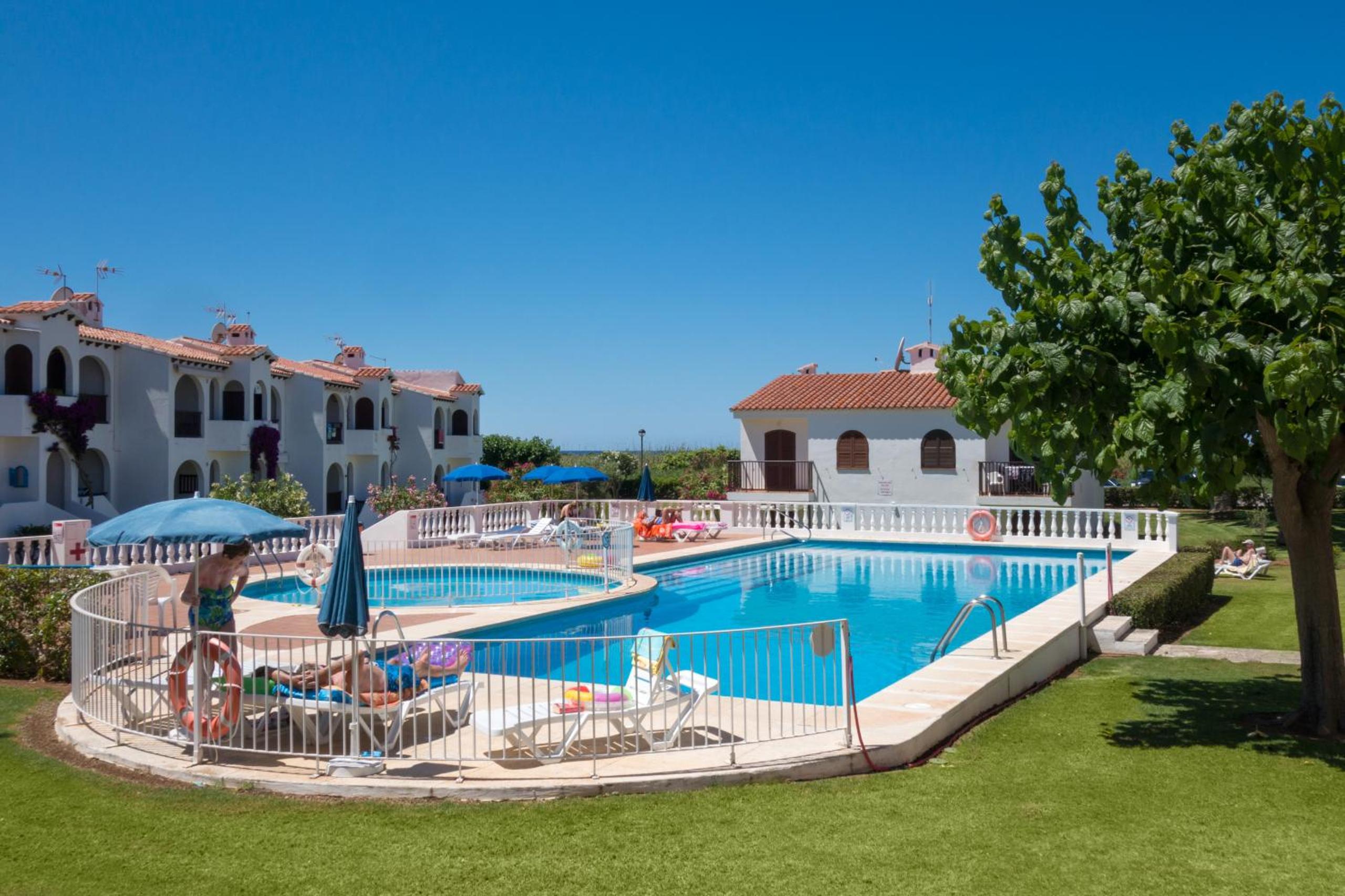 Menorca Apartamento Girasoles 64 by Mauter Villas