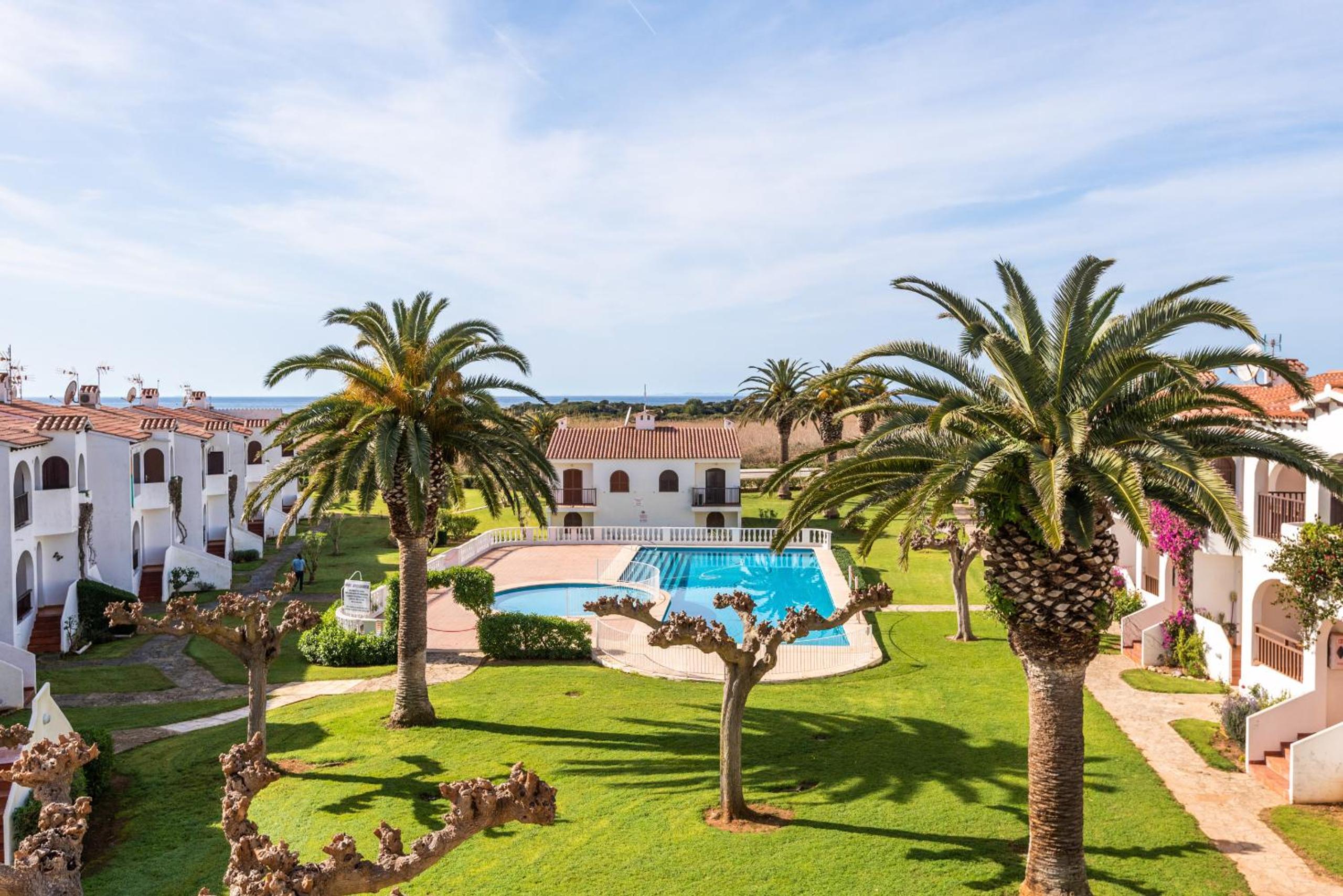 Menorca Apartamento Girasoles 64 by Mauter Villas