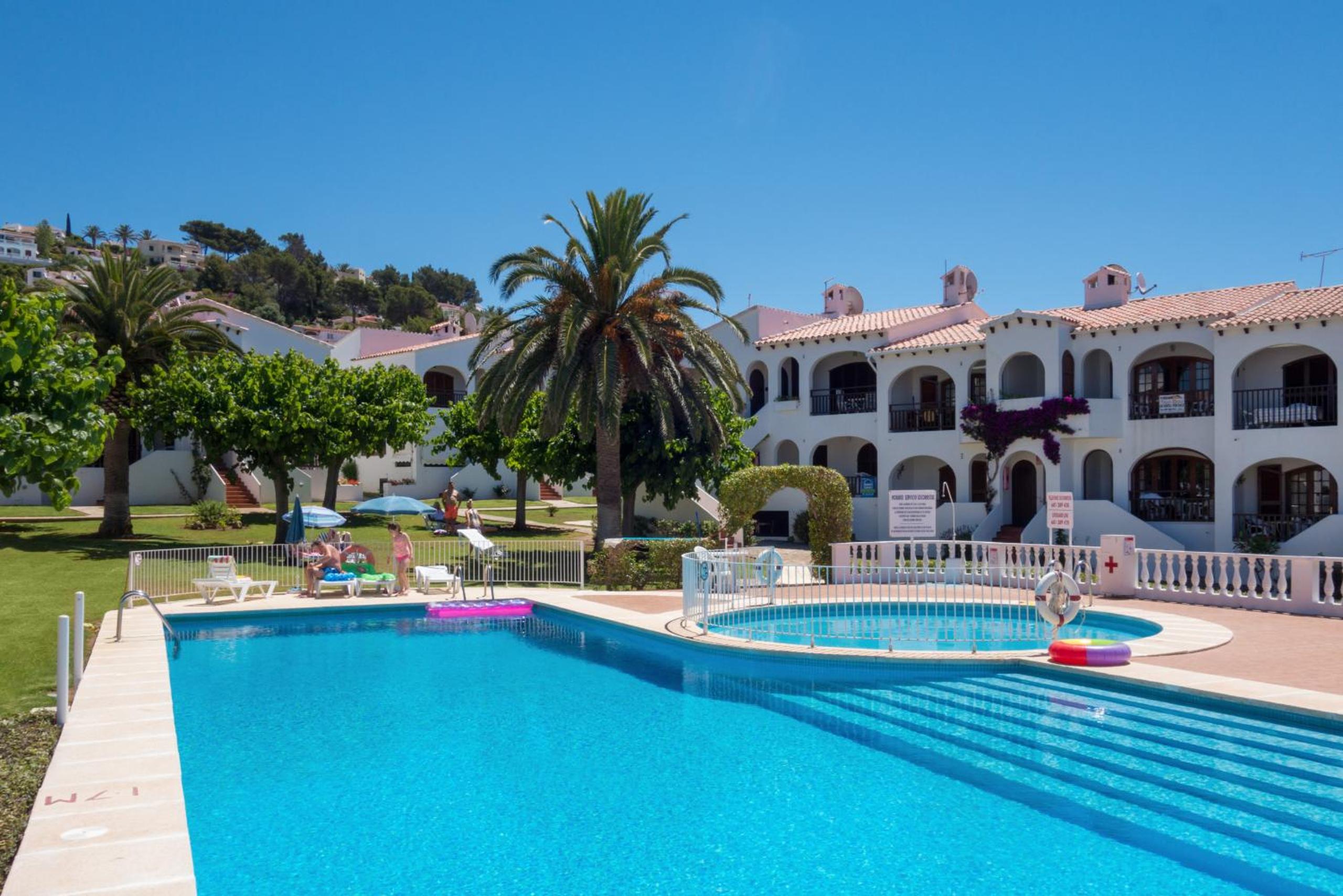 Menorca Apartamento Girasoles 64 by Mauter Villas