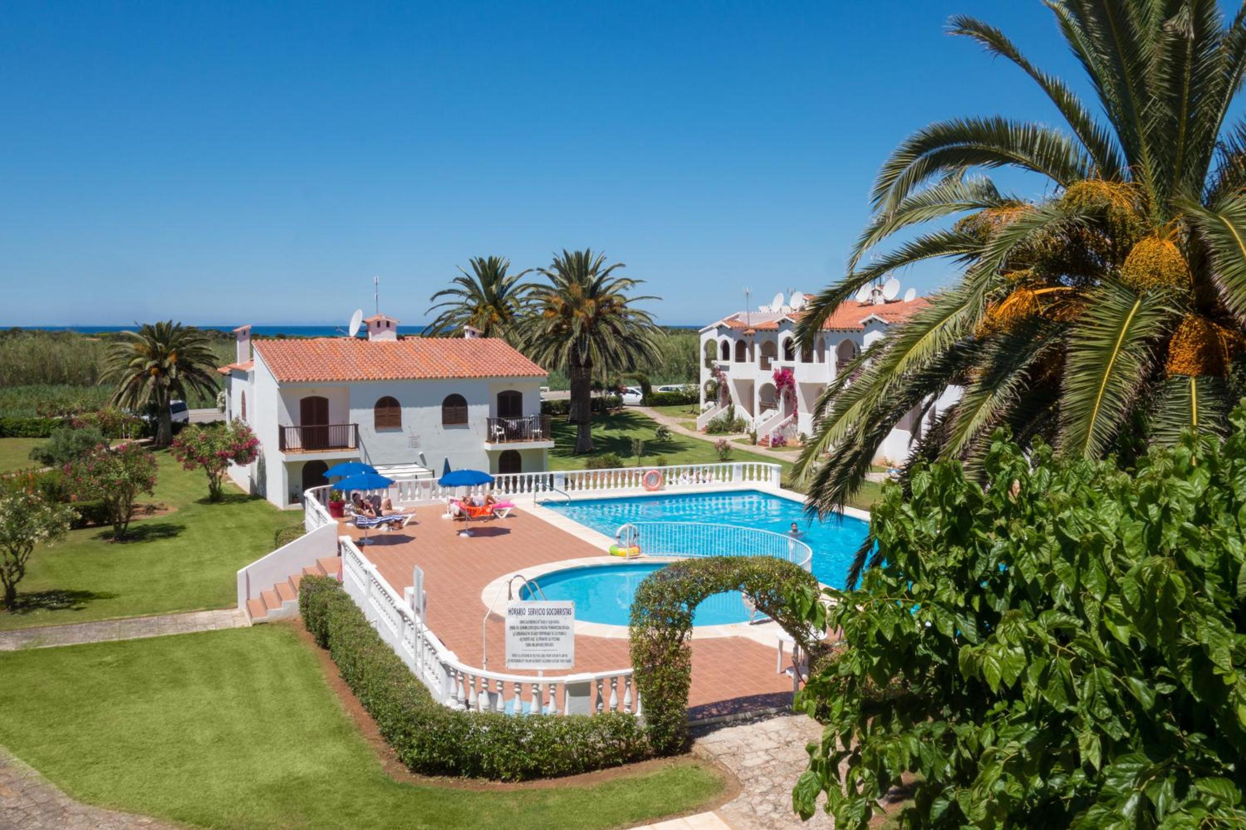 Menorca Apartamento Girasoles 64 by Mauter Villas