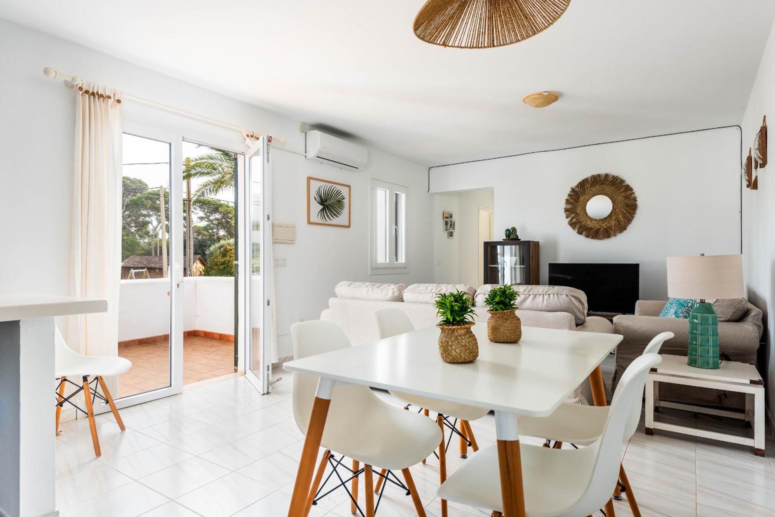 Menorca Apartamento FONA by Mauter Villas