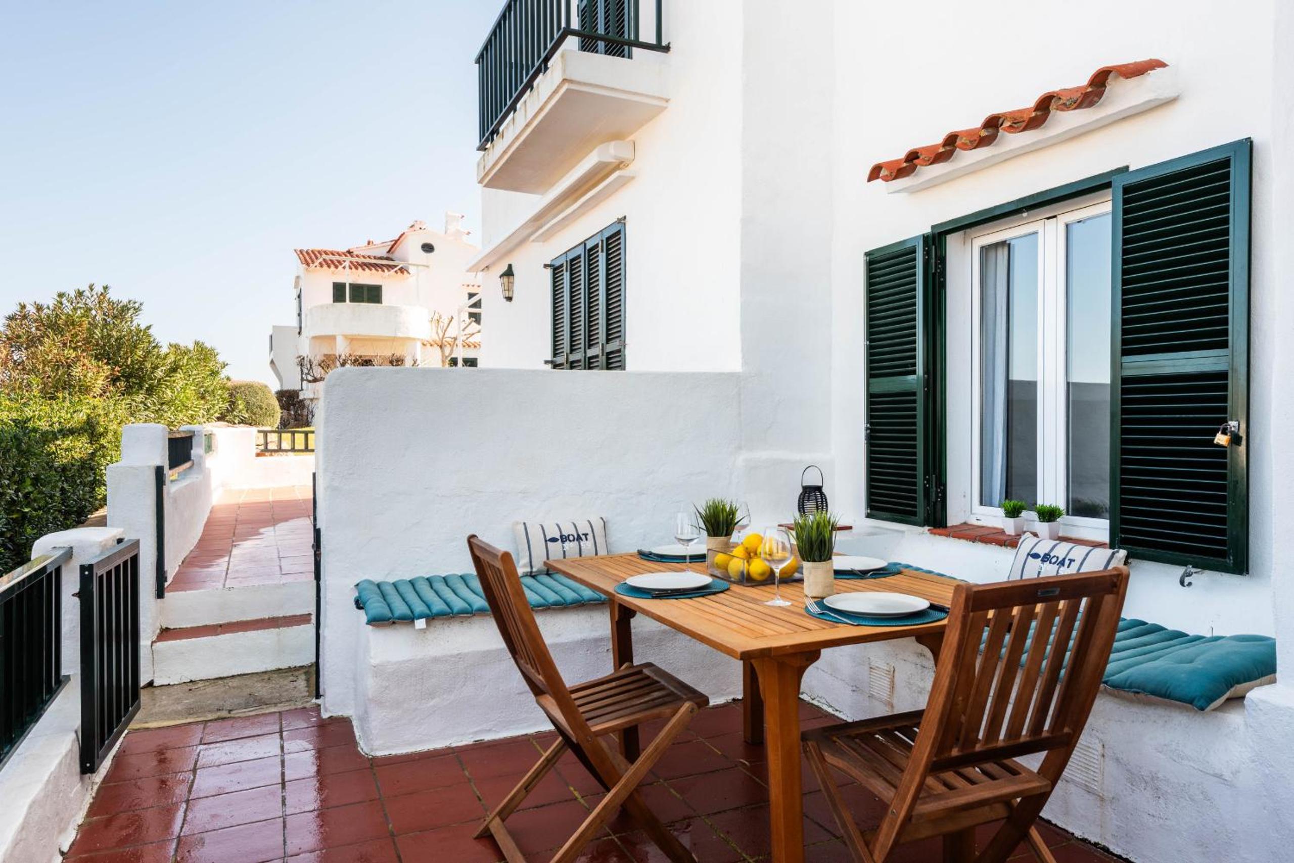 Menorca Apartamento ALDEAMAR I2 by Mauter Villas