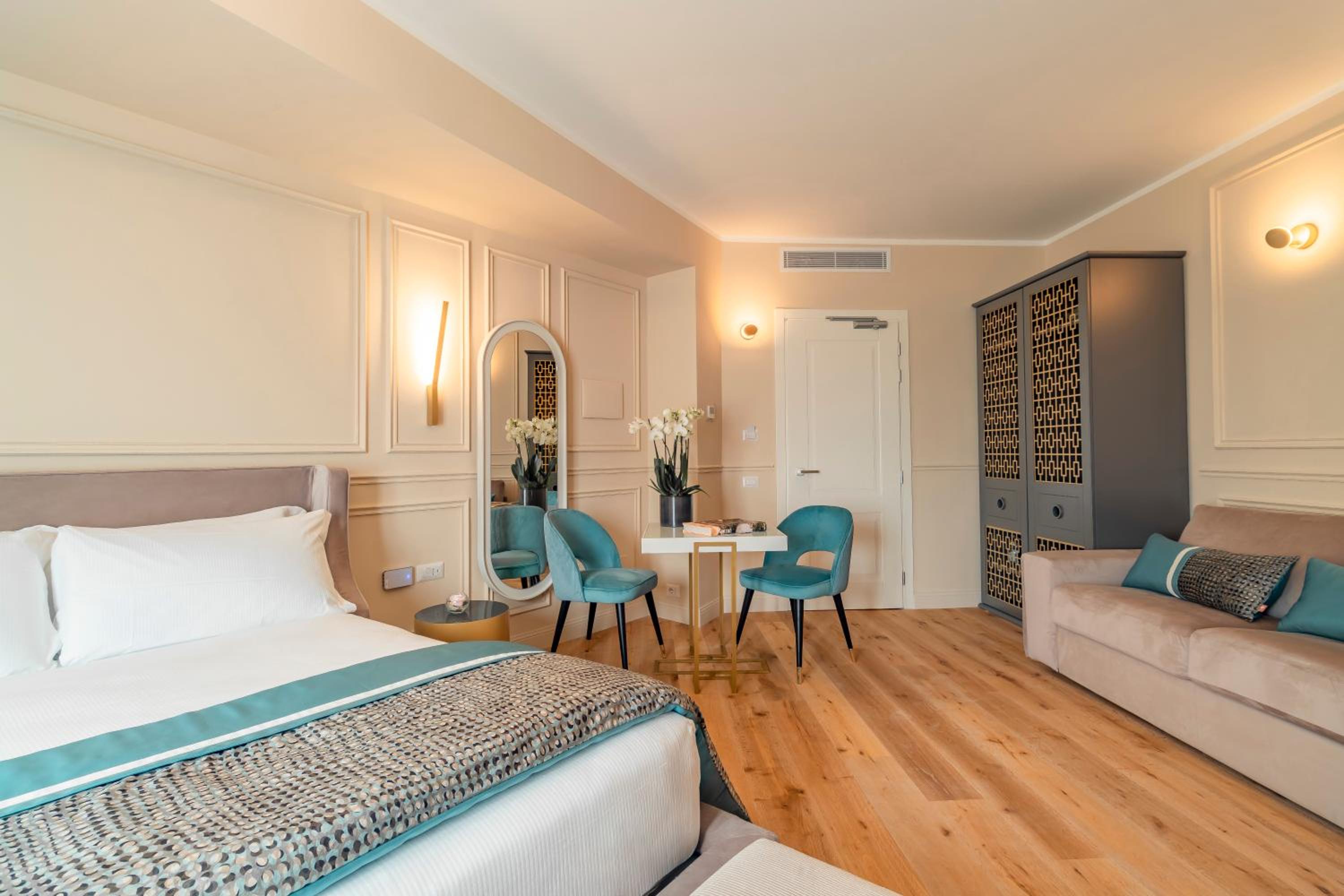 Trevi Imperial Suite 1
