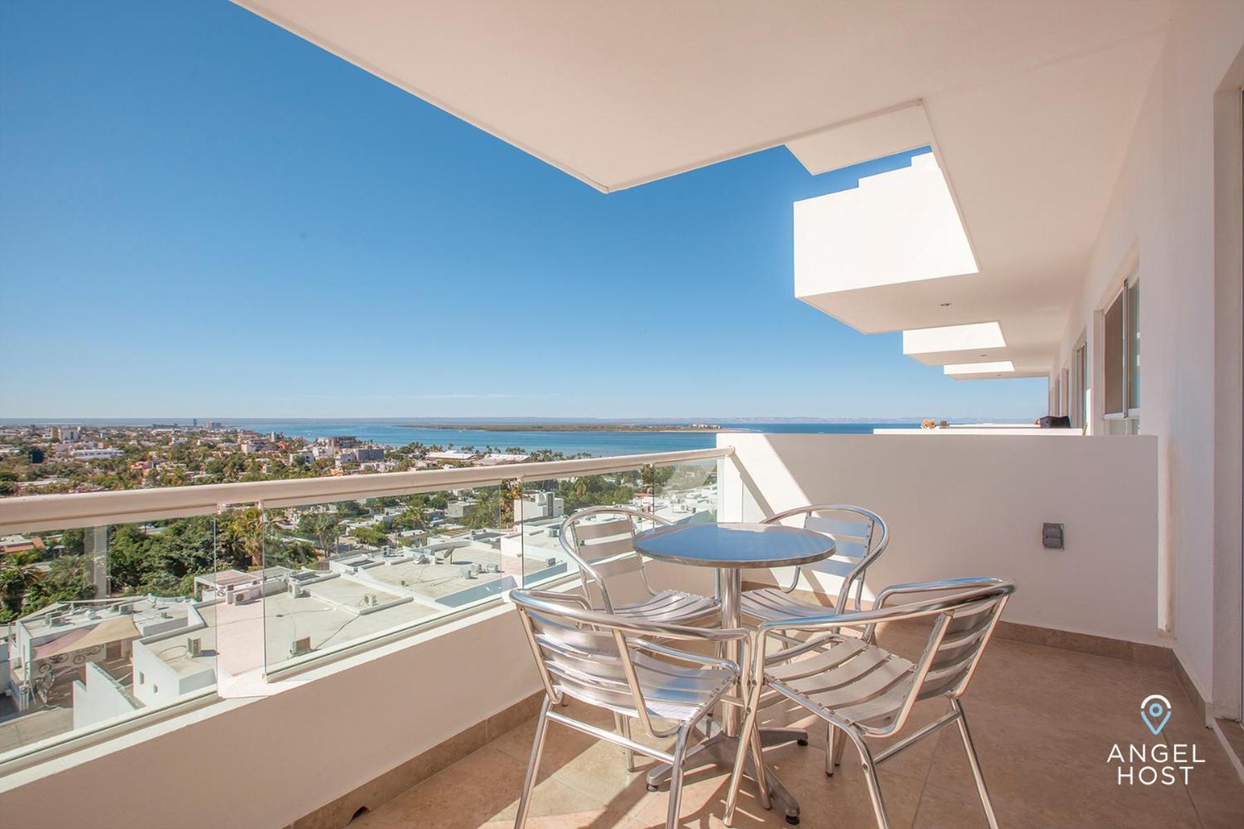 Condos with Spectacular Views & Pool Onsite
