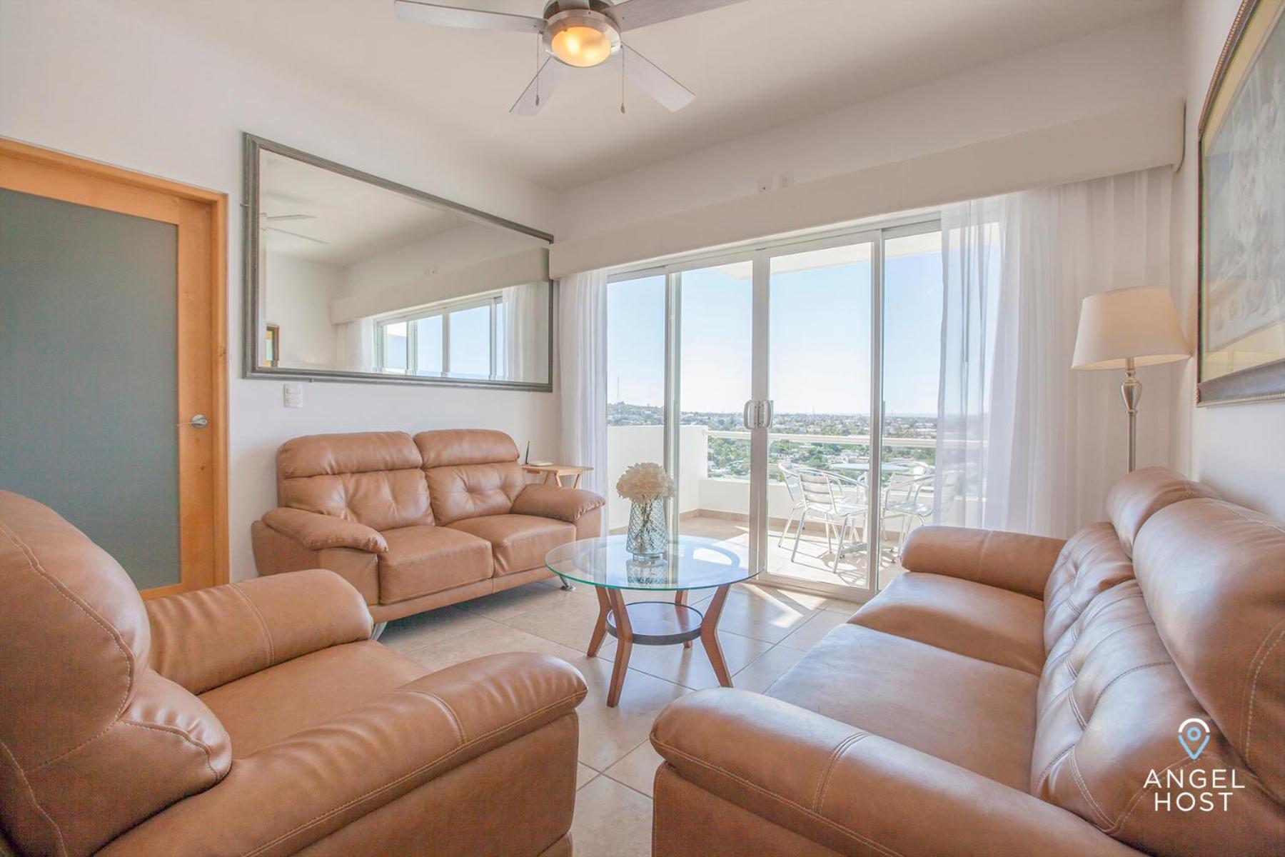 Condos with Spectacular Views & Pool Onsite