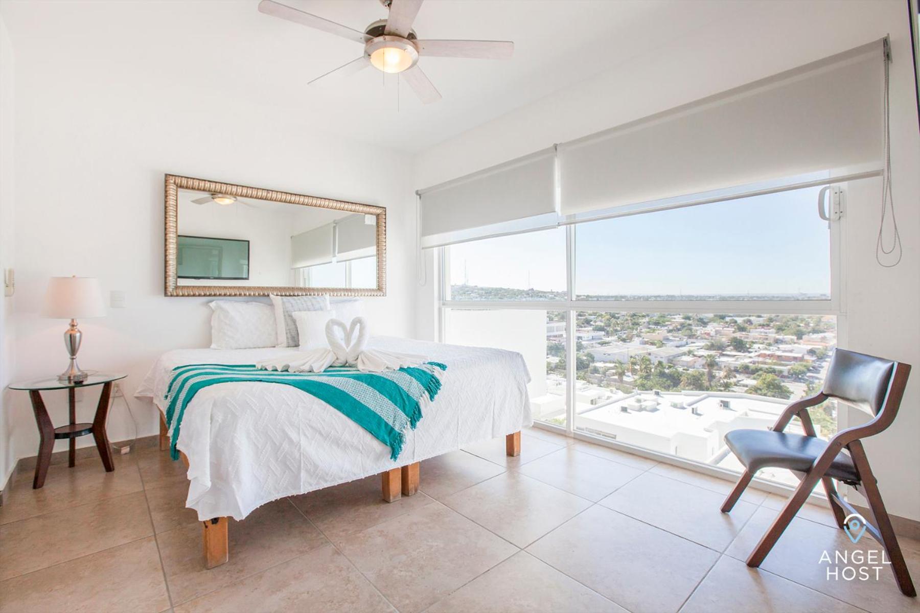 Condos with Spectacular Views & Pool Onsite