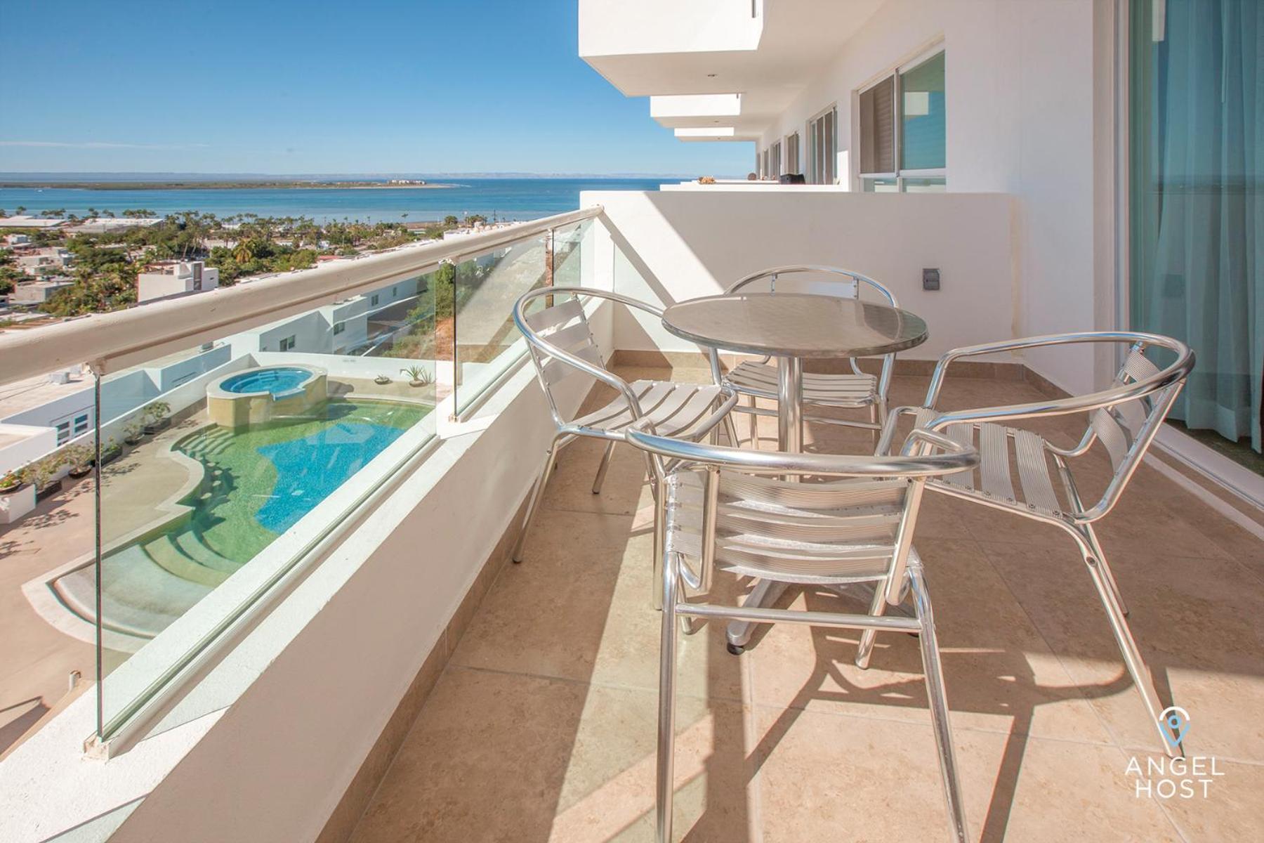 Condos with Spectacular Views & Pool Onsite