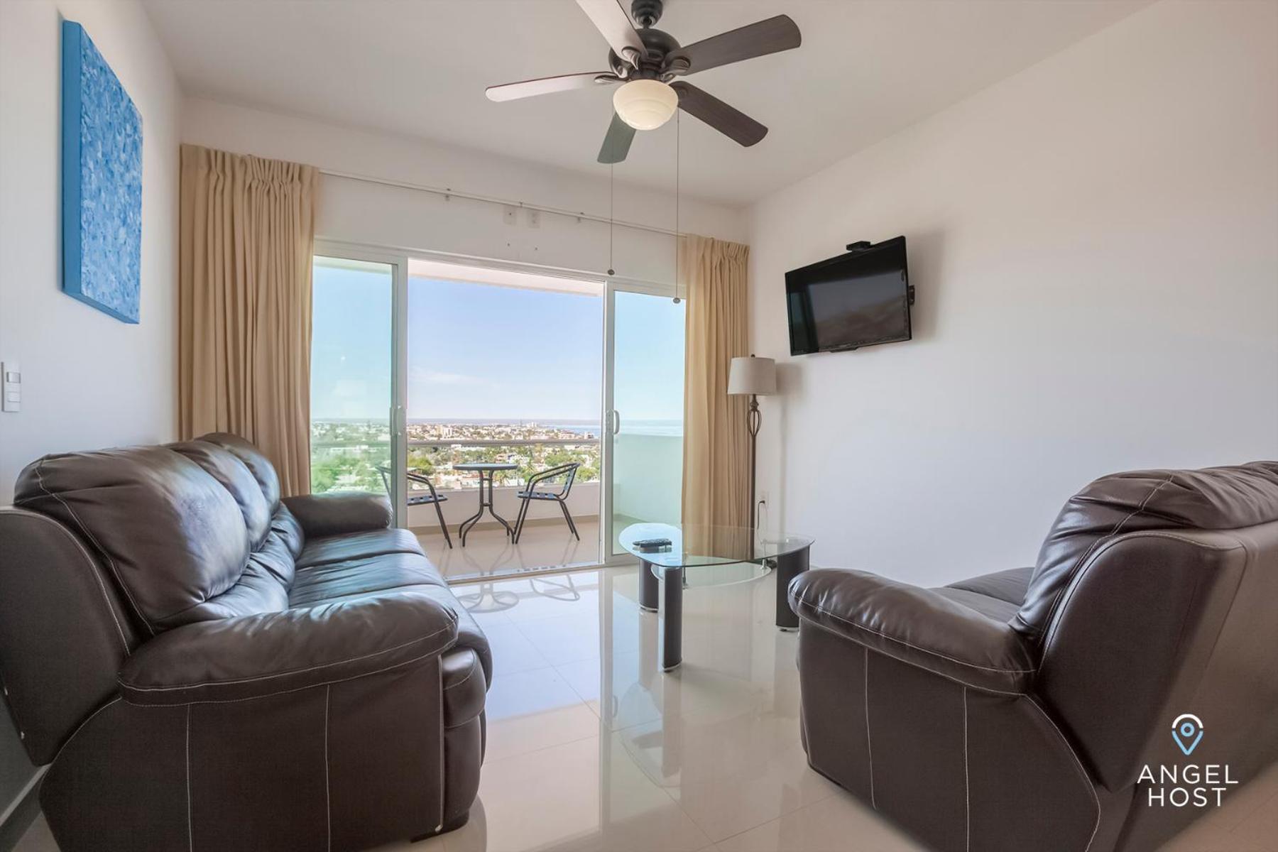 Condos with Spectacular Views & Pool Onsite