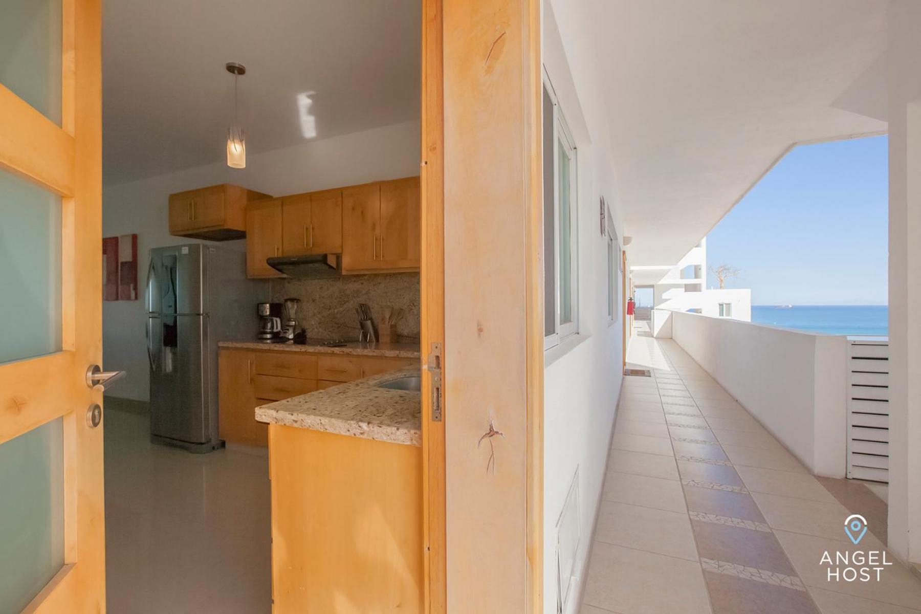 Condos with Spectacular Views & Pool Onsite