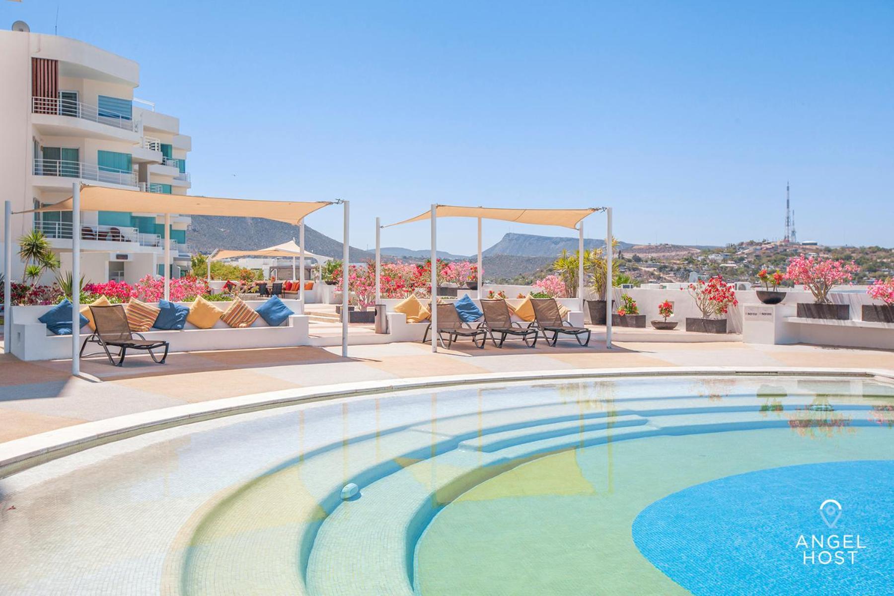 Condos with Spectacular Views & Pool Onsite