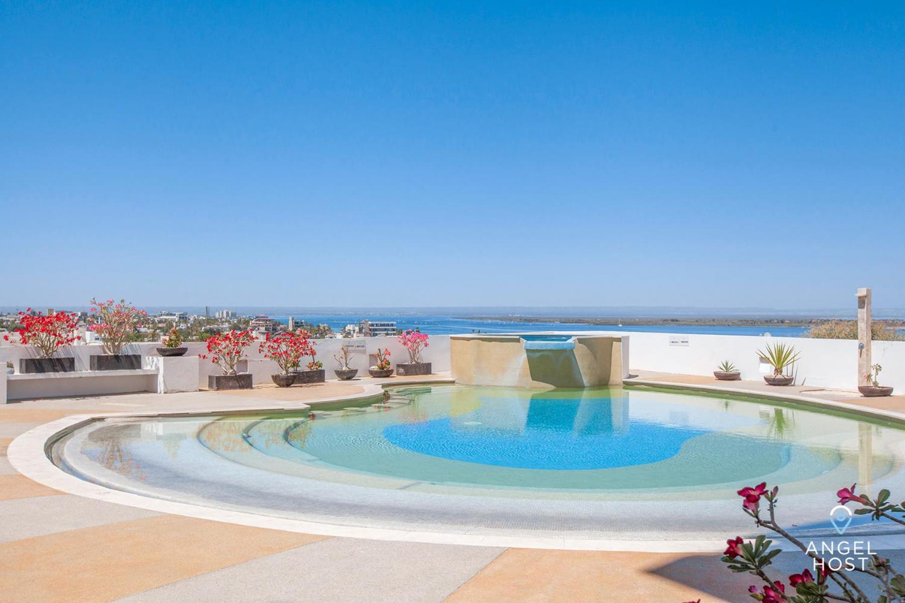 Condos with Spectacular Views & Pool Onsite