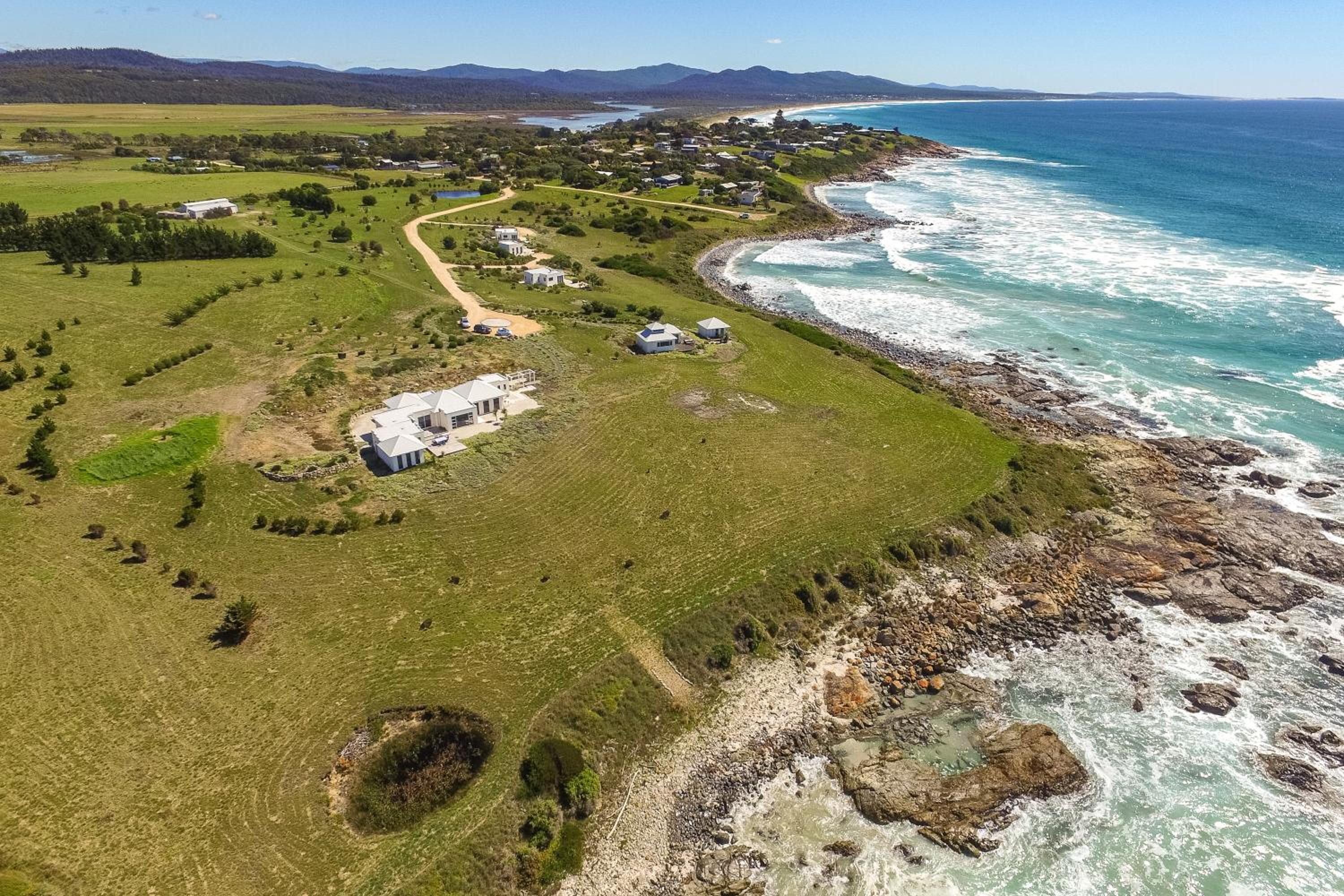 Saltwater - Absolute Oceanfront, Fire Pits, some Villas with Hot Tubs and Sauna