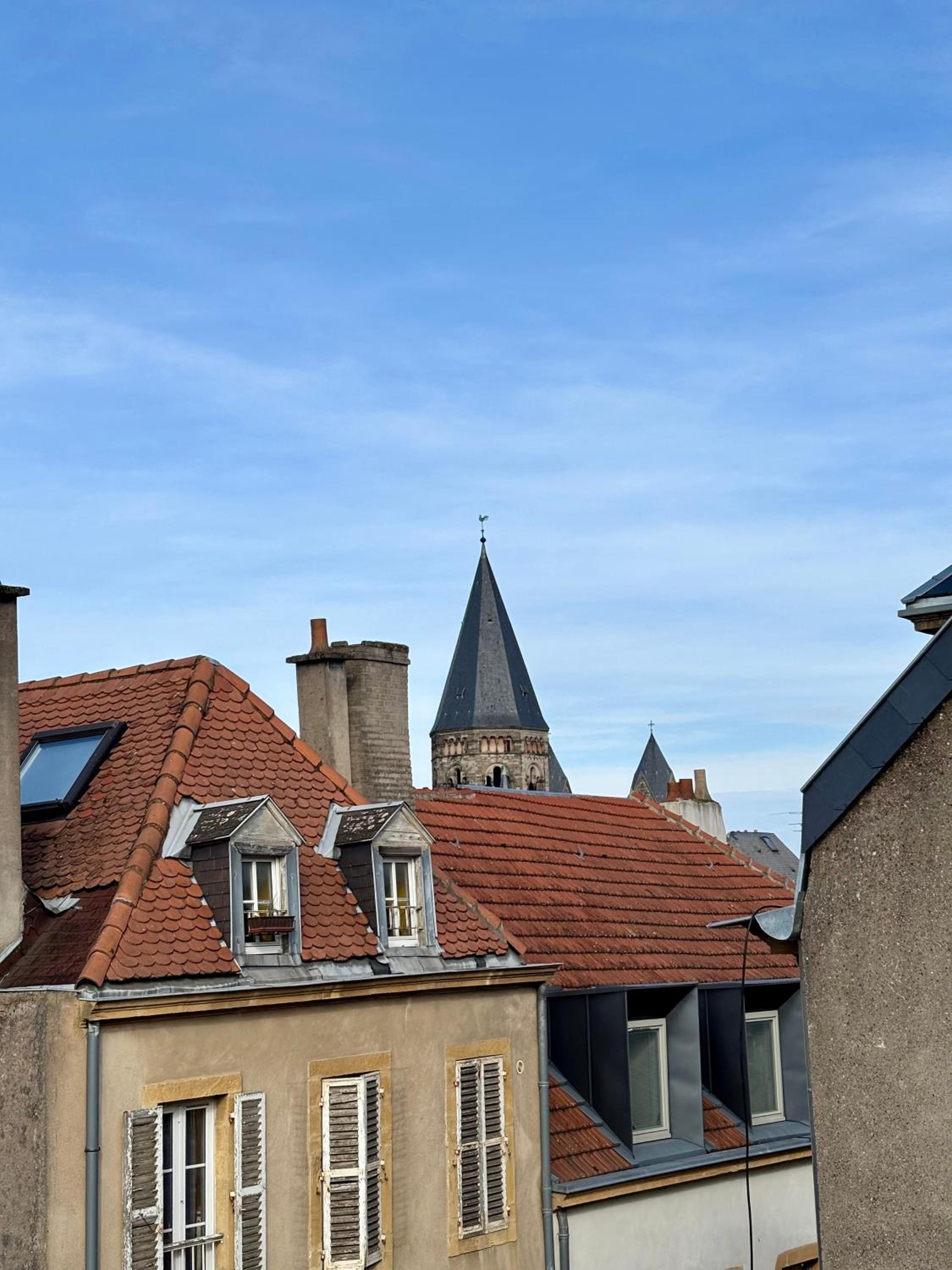 Le St-Arnould - Vue Cathédrale, central & calme