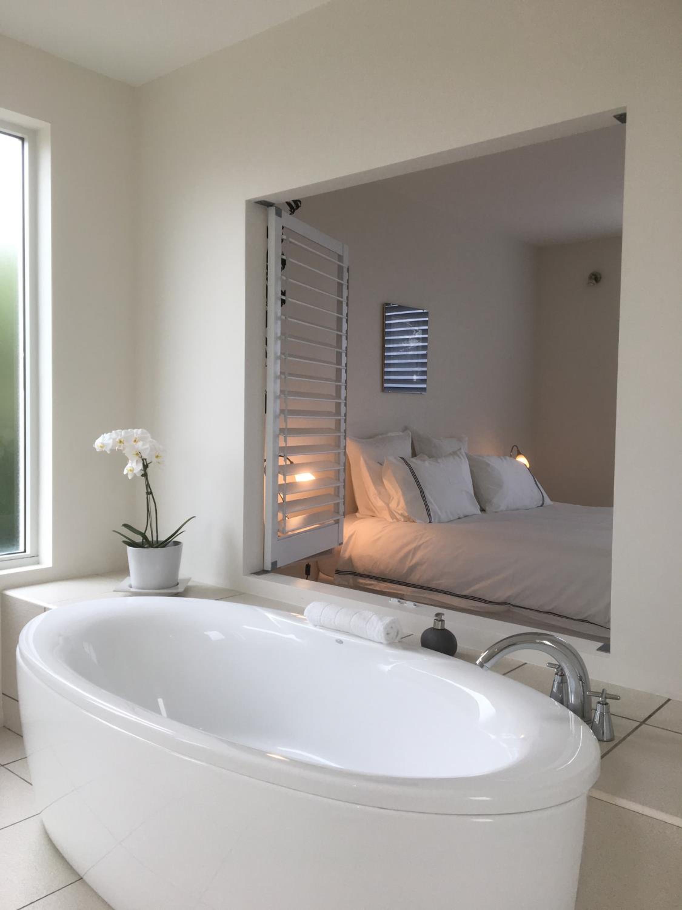 Saltwater - Absolute Oceanfront, Fire Pits, some Villas with Hot Tubs and Sauna