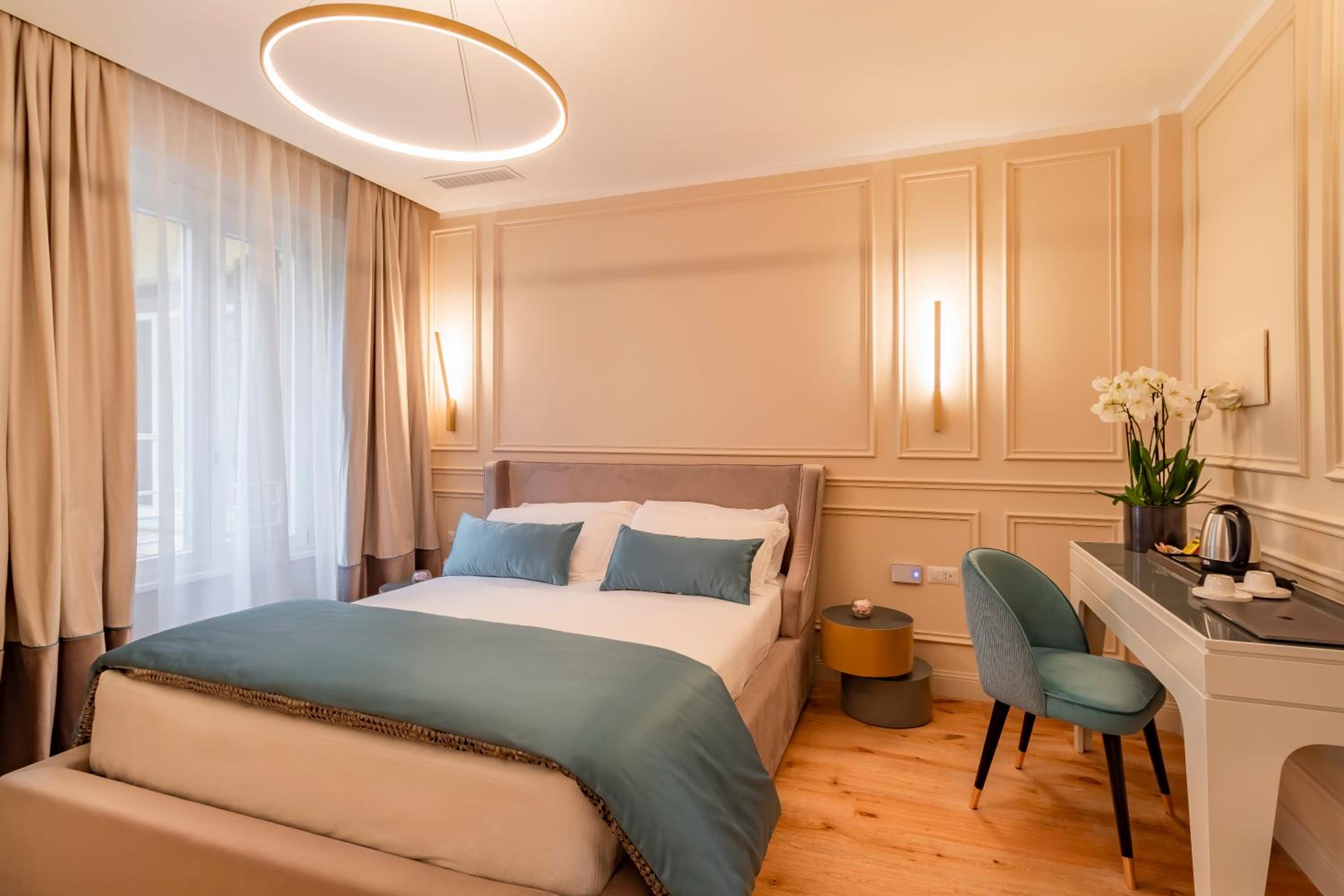Trevi Imperial Suite 3