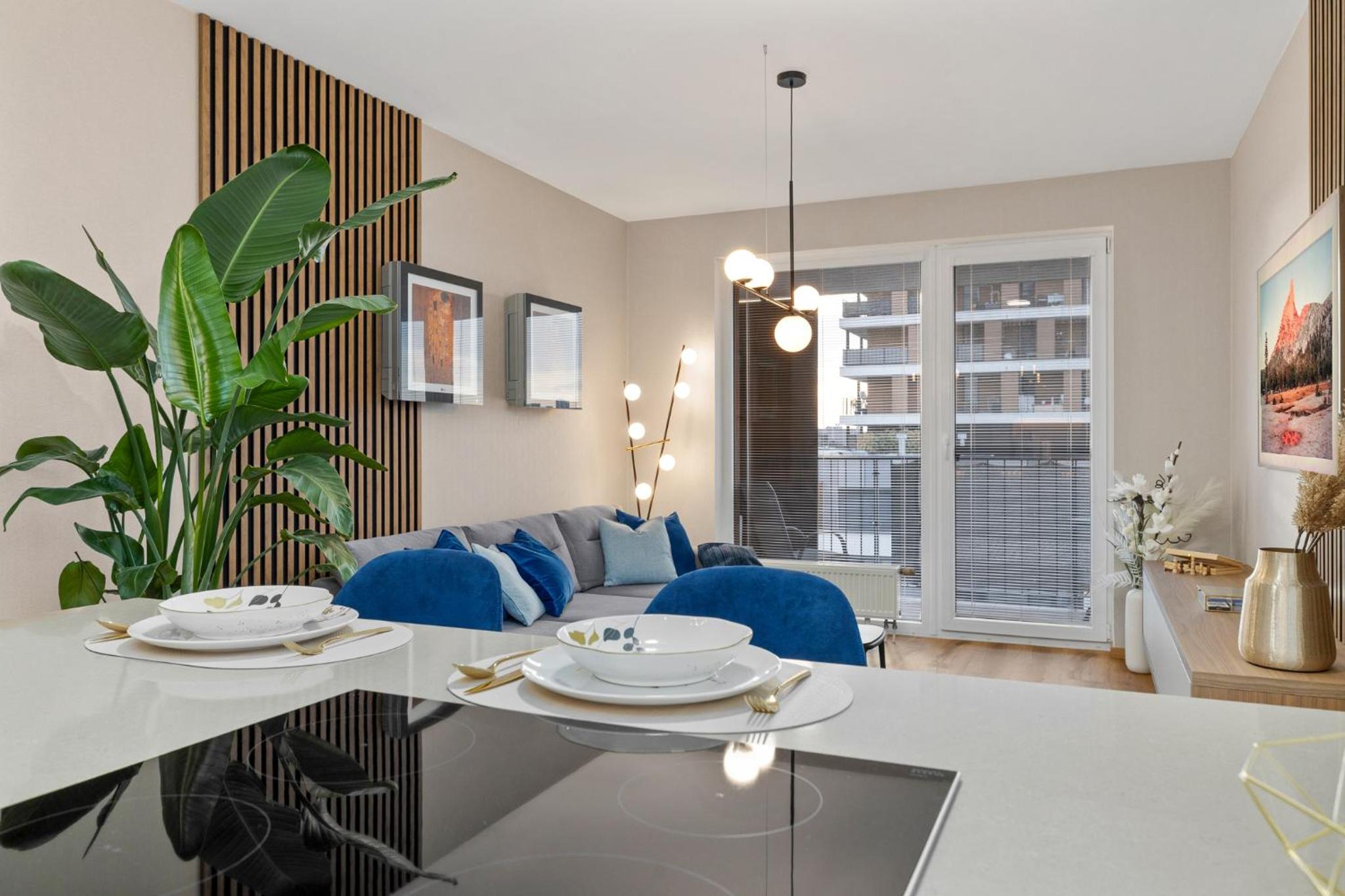 Golden Moon Apartment