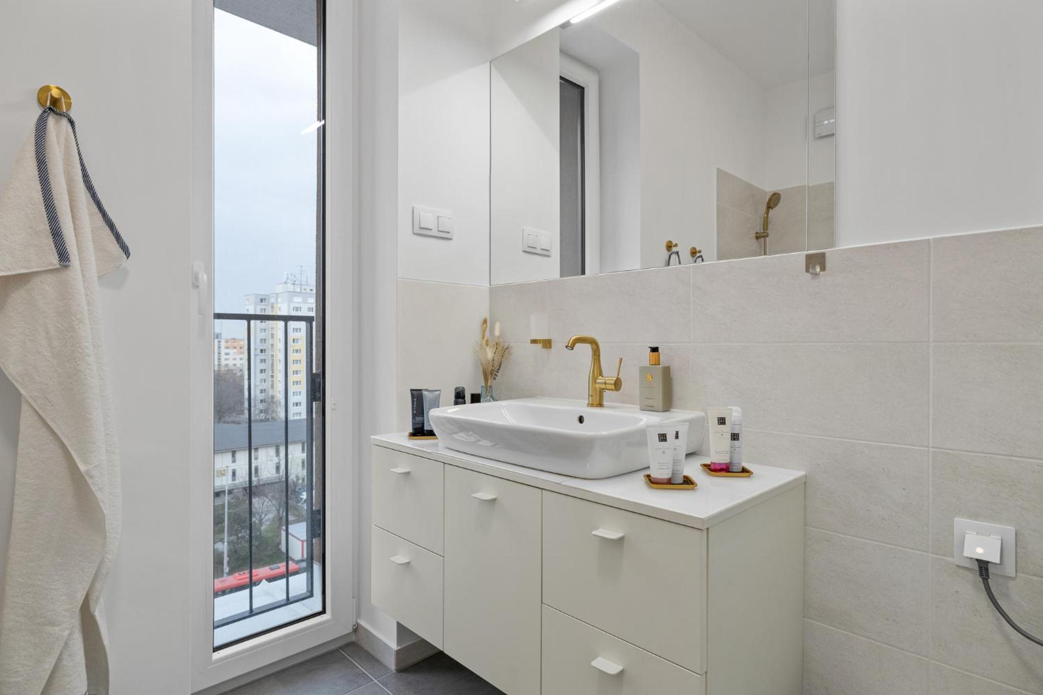Golden Moon Apartment