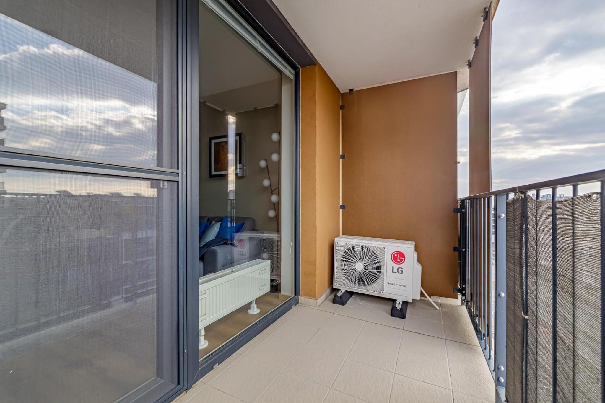 Golden Moon Apartment