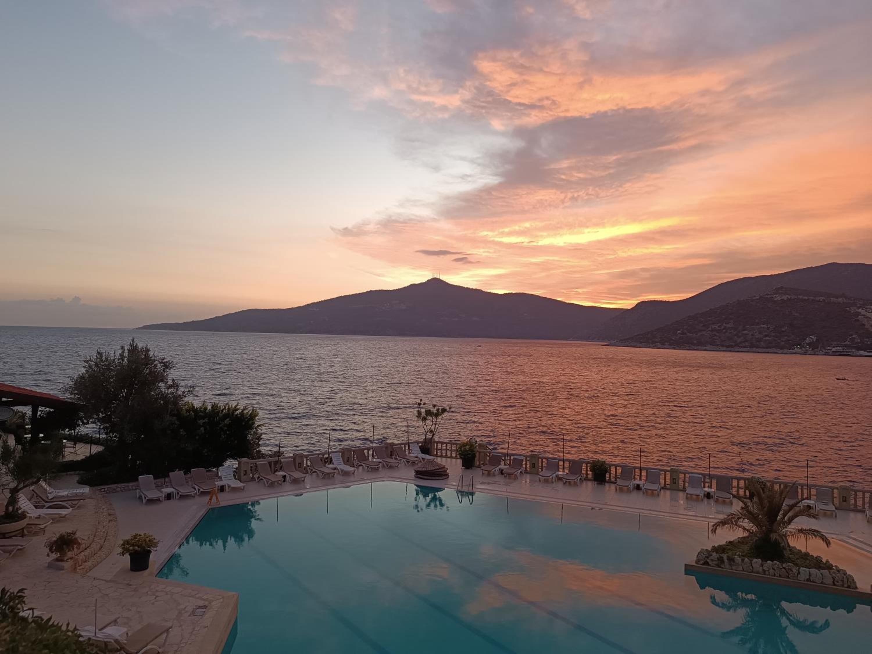 Cactus Garden Kalkan - Private Mediterranean Home at Club Patara