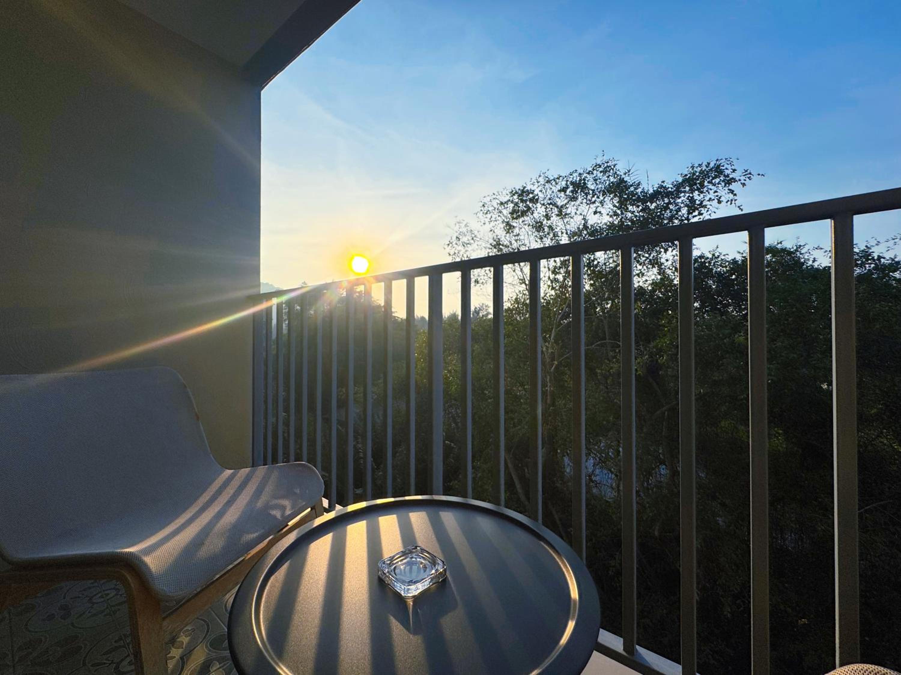 Digital Nomad Home Away With Pool & Gym