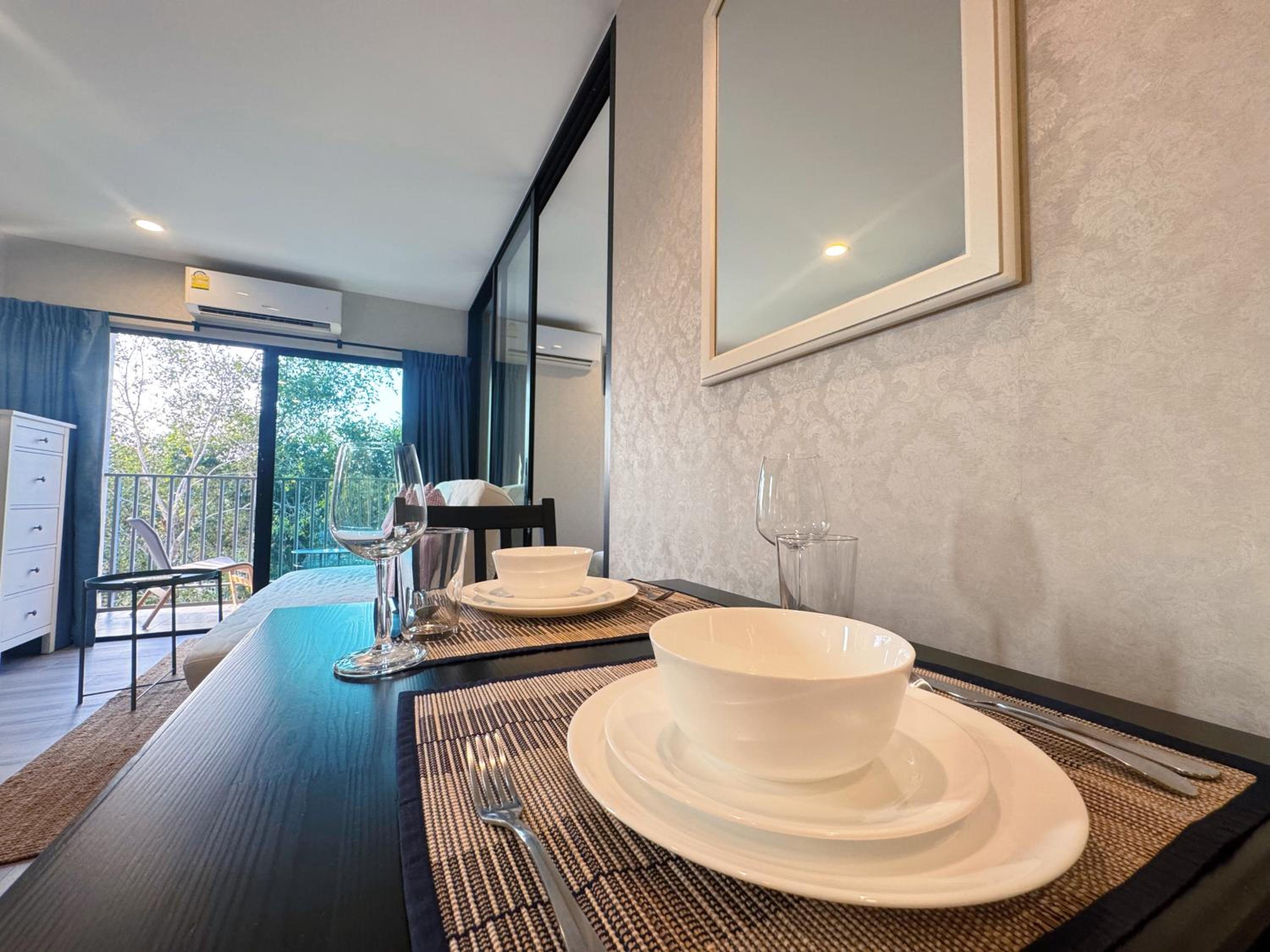 Digital Nomad Home Away With Pool & Gym