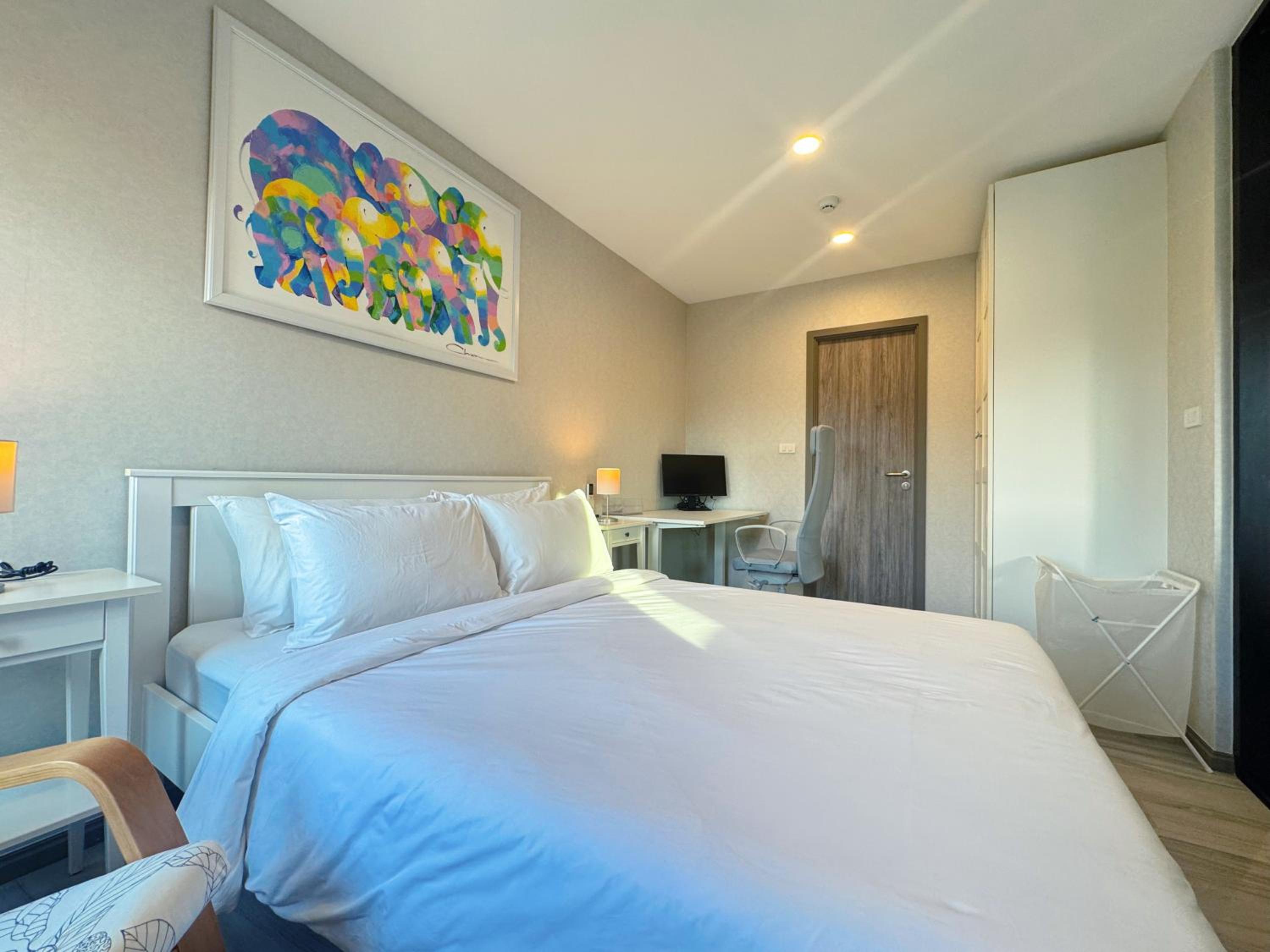Digital Nomad Home Away With Pool & Gym