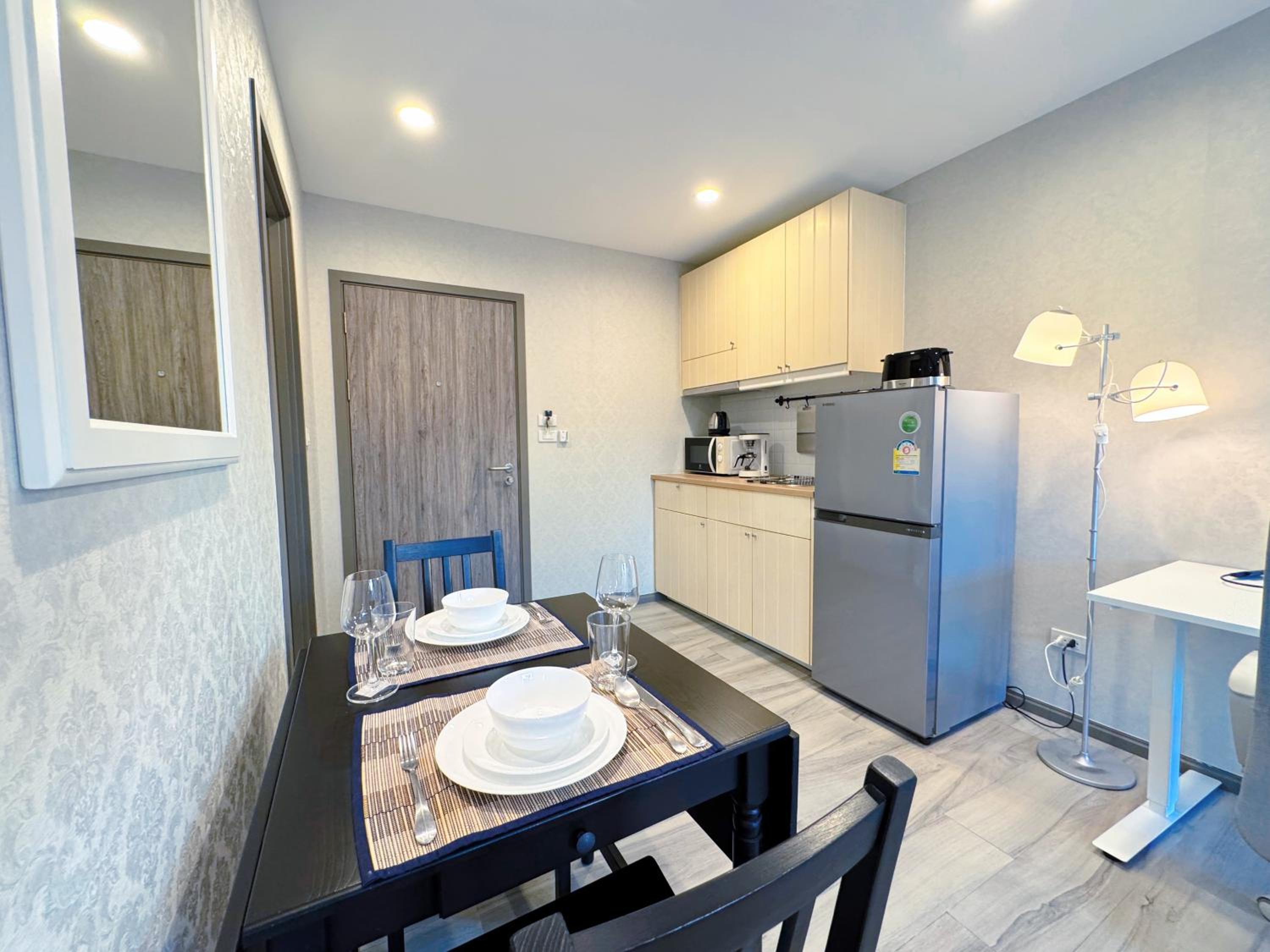 Digital Nomad Home Away With Pool & Gym