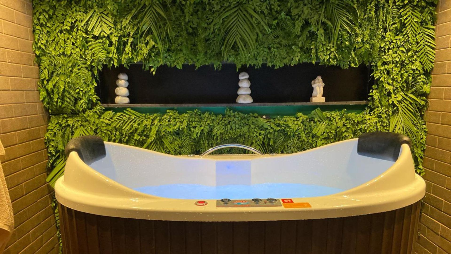 Quarto e Sala na Ponta Verde e Pajuçara