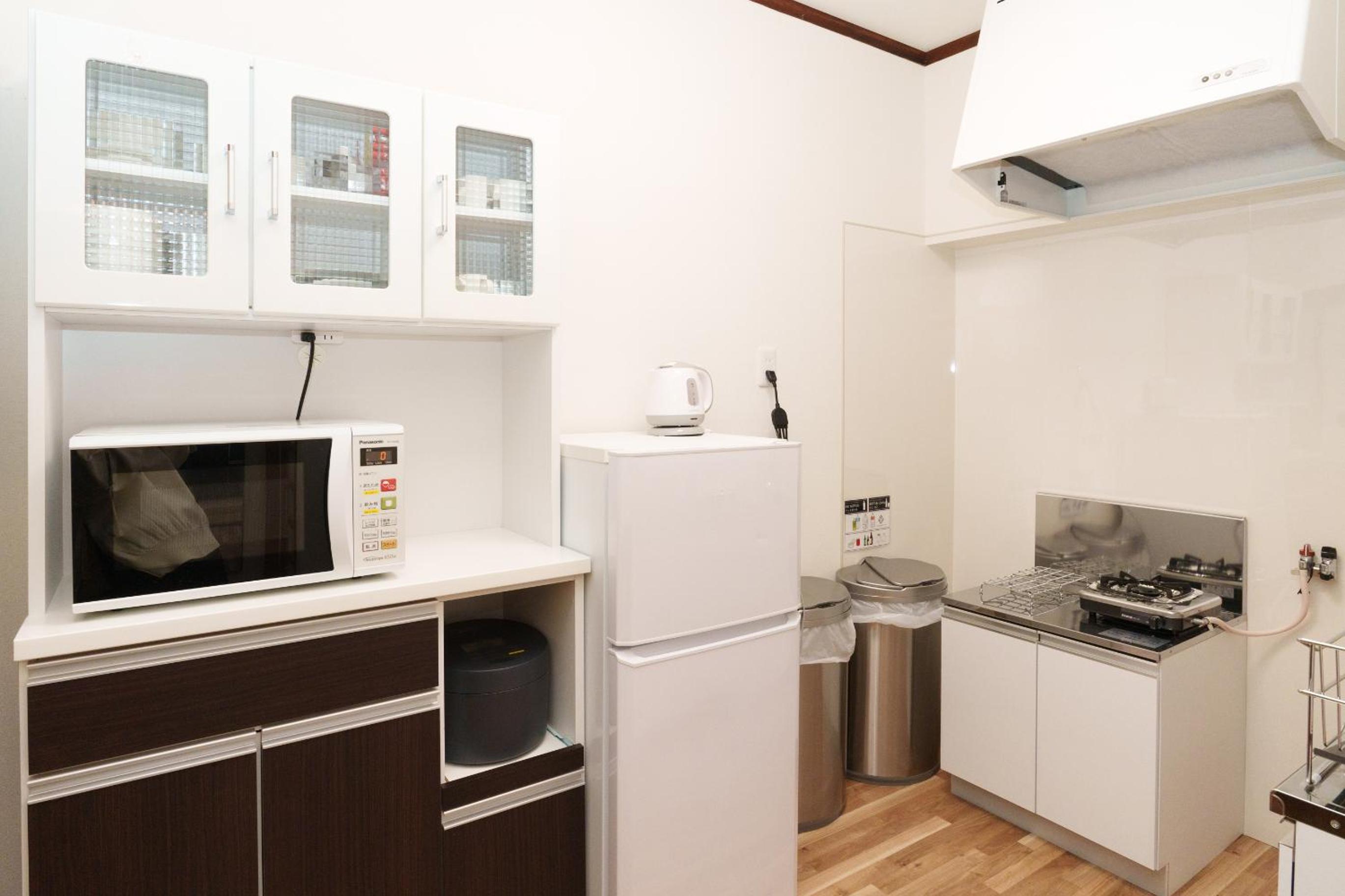 Golden Fox Inn, Old house in the old city, Walking distance to Matsumoto Castle and tourist attractions