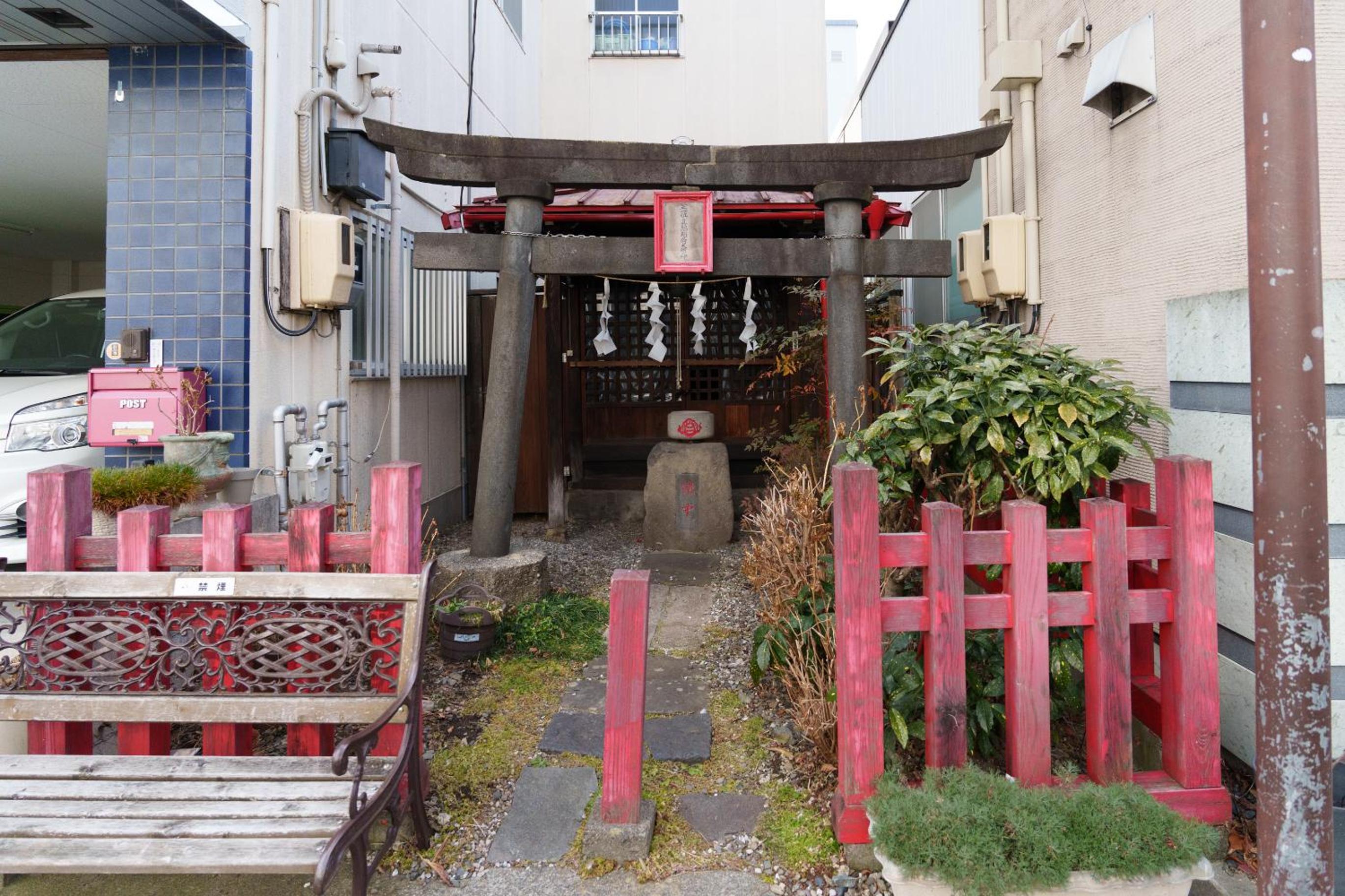 Golden Fox Inn, Old house in the old city, Walking distance to Matsumoto Castle and tourist attractions