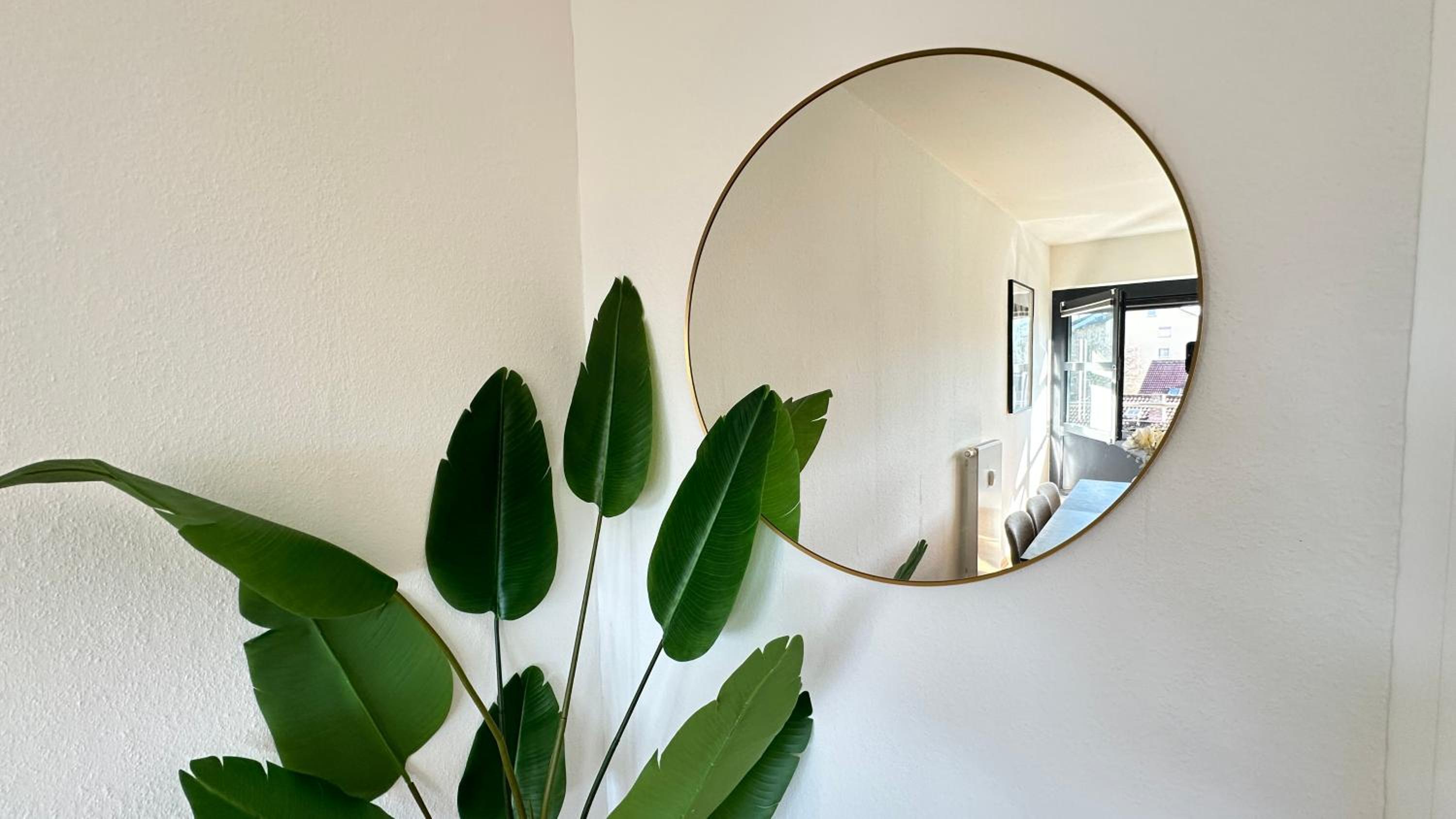 Homely! Bright 3-Room Design Apartment Wiesbaden!