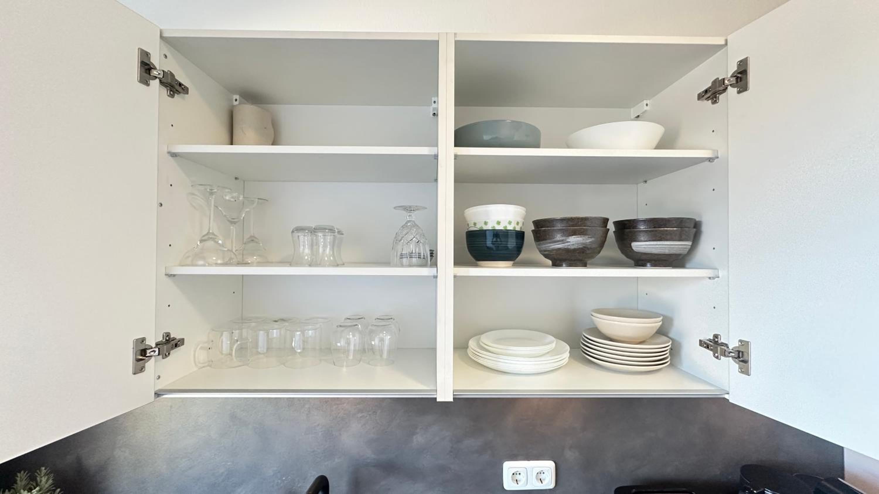 Homely! Bright 3-Room Design Apartment Wiesbaden!