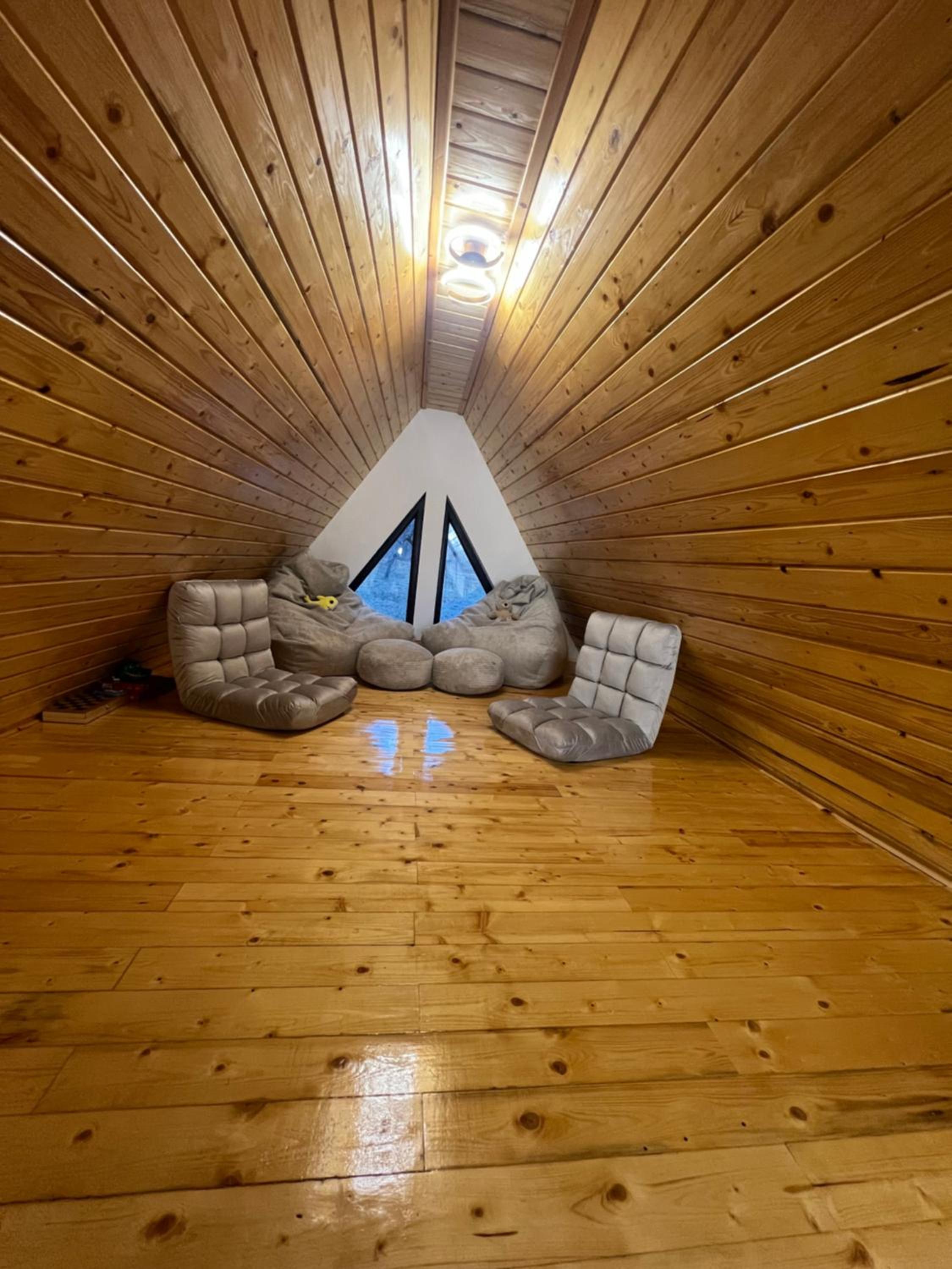 A-frame Sofis House Valea Doftanei