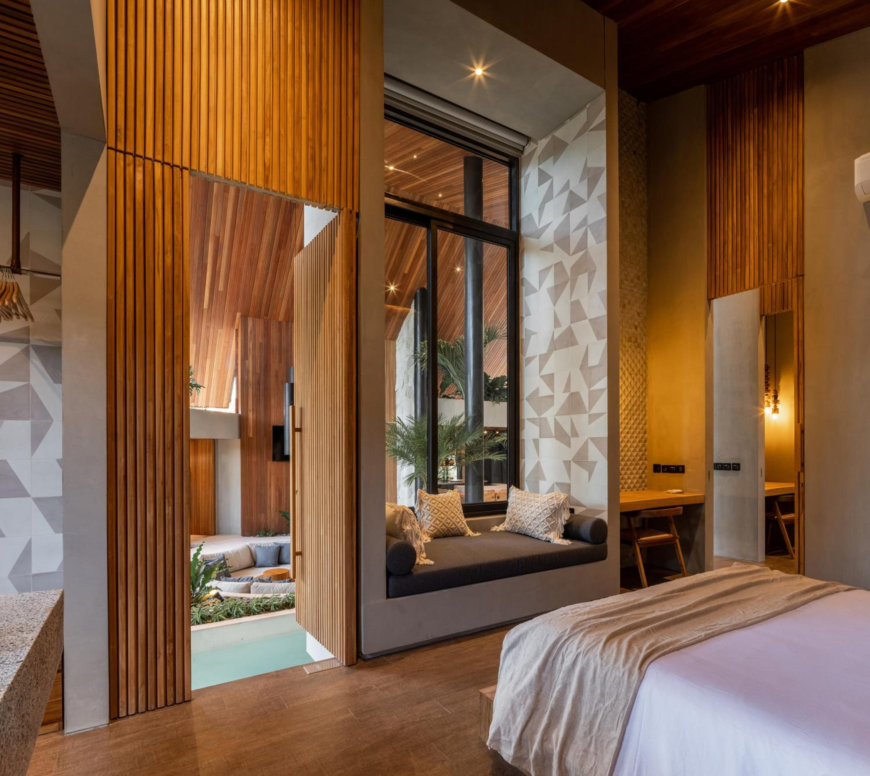 Villa FEH Bali by House of Winds - Neo Tropical Eden near Canggu