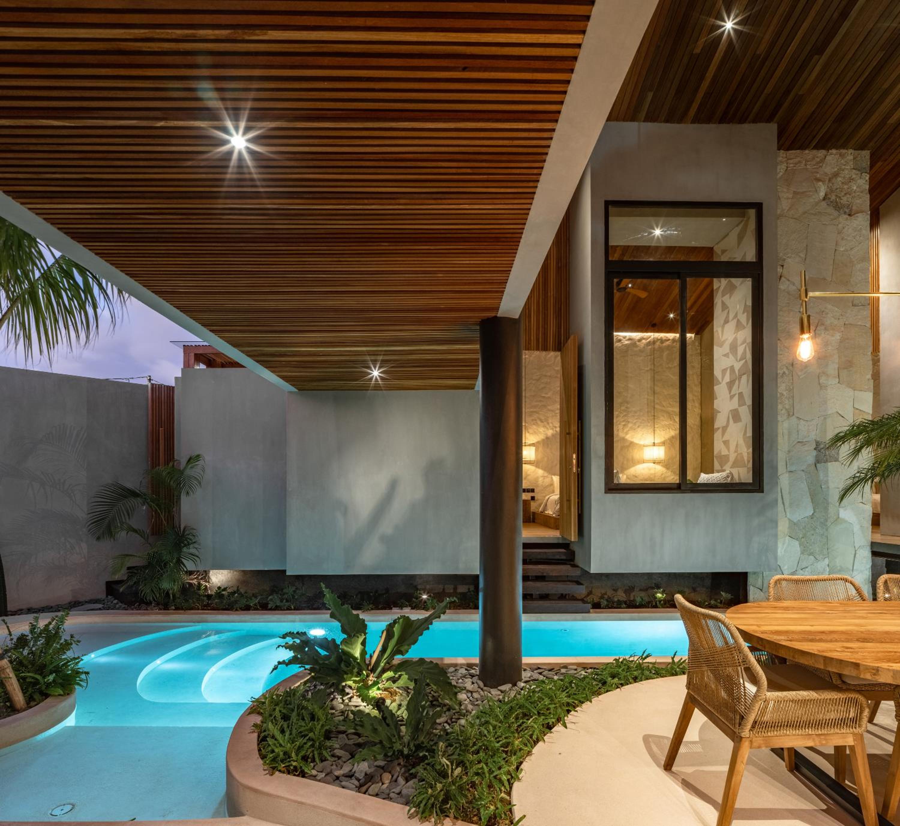 Villa FEH Bali by House of Winds - Neo Tropical Eden near Canggu