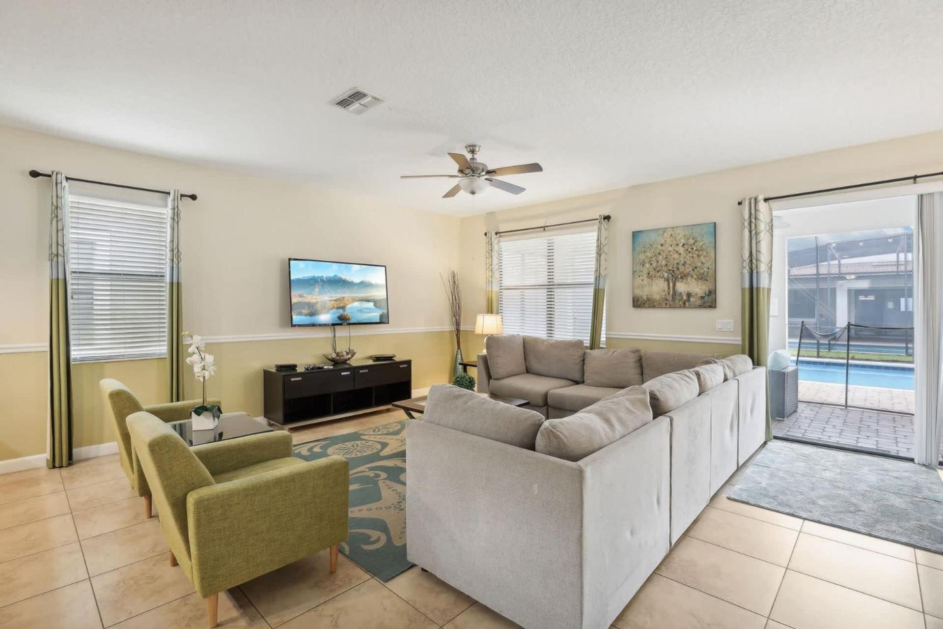 Upstay Family Home w Pool & Cinema ChampionsGate