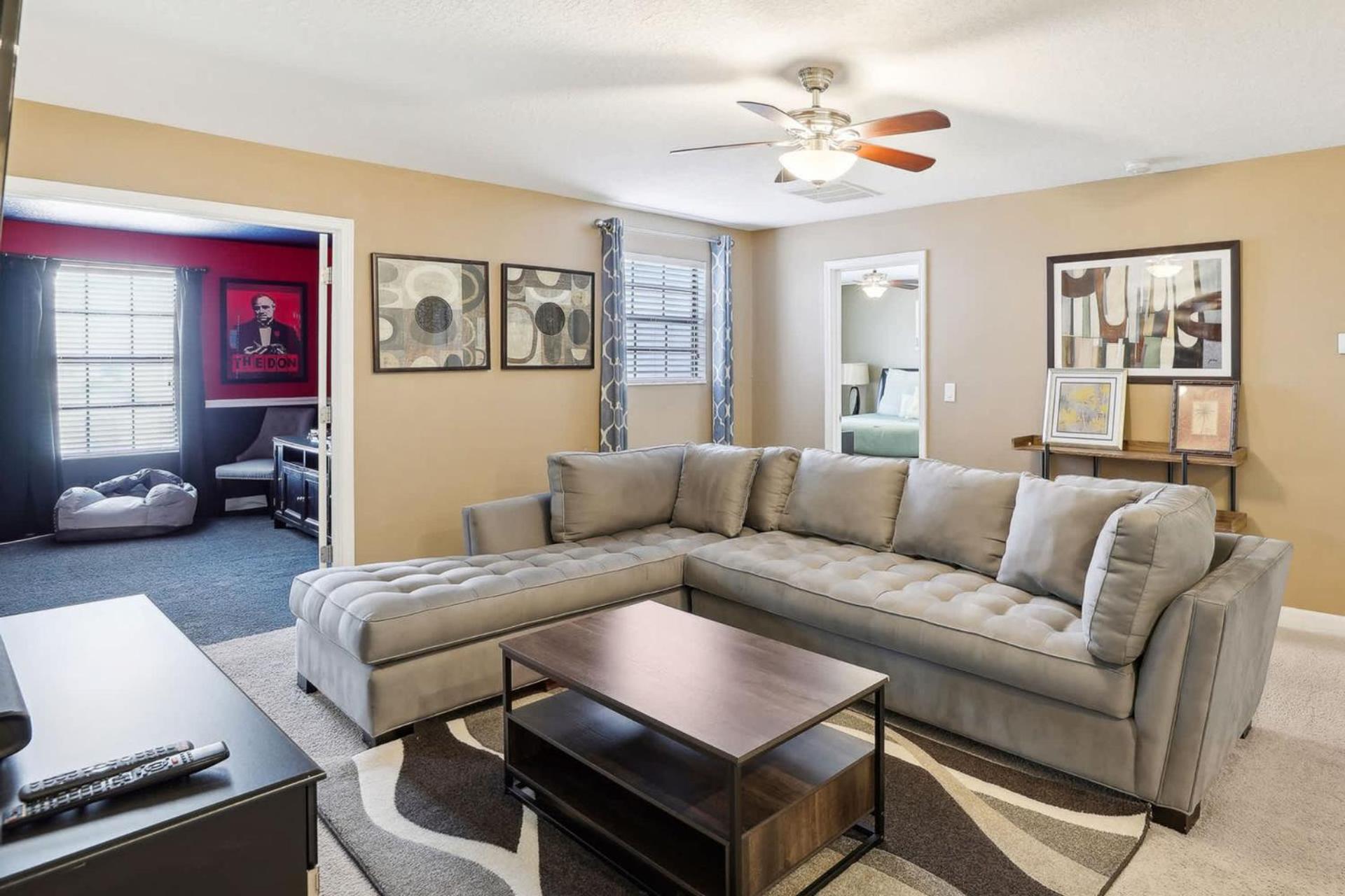 Upstay Family Home w Pool & Cinema ChampionsGate