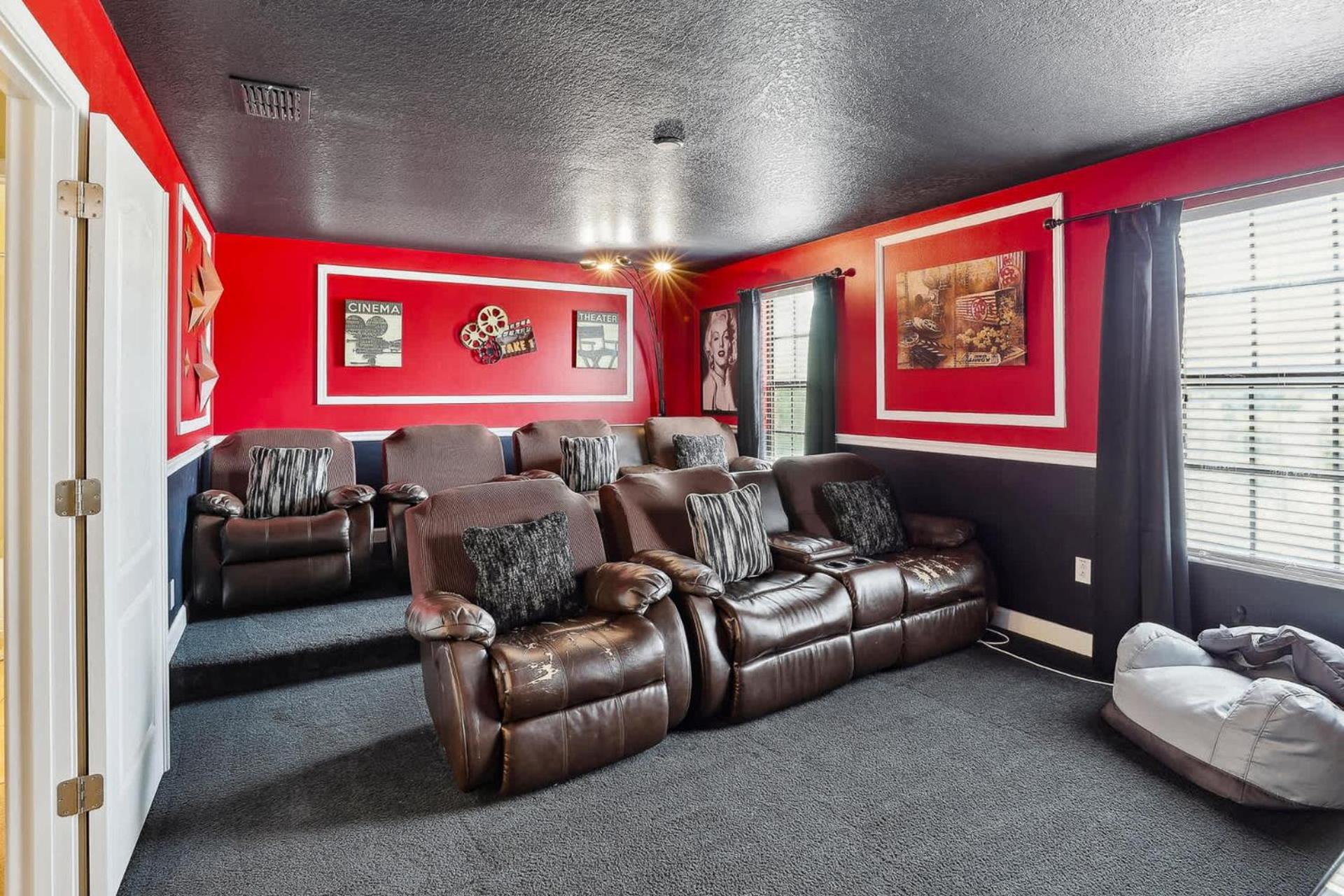 Upstay Family Home w Pool & Cinema ChampionsGate