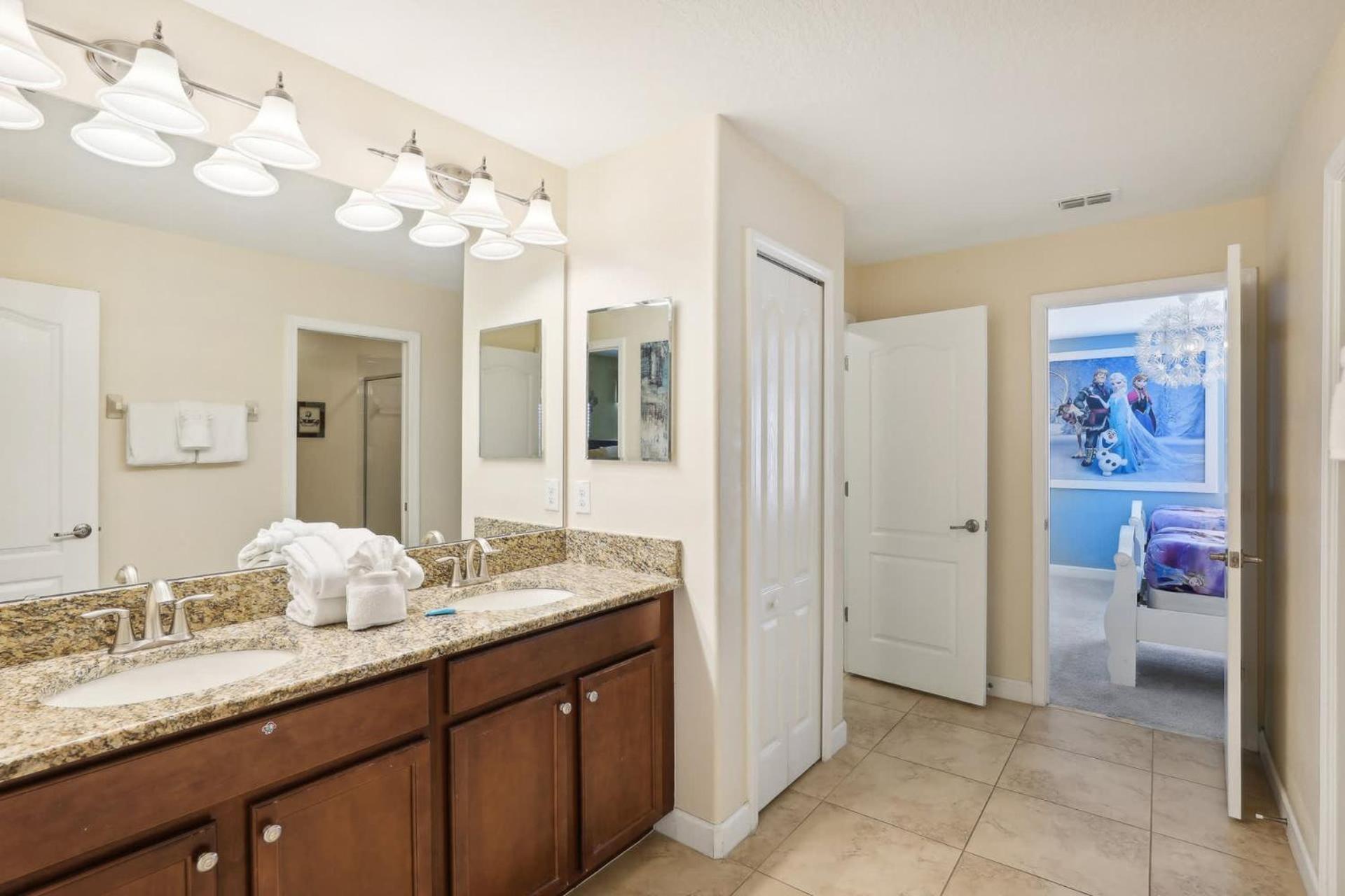 Upstay Family Home w Pool & Cinema ChampionsGate