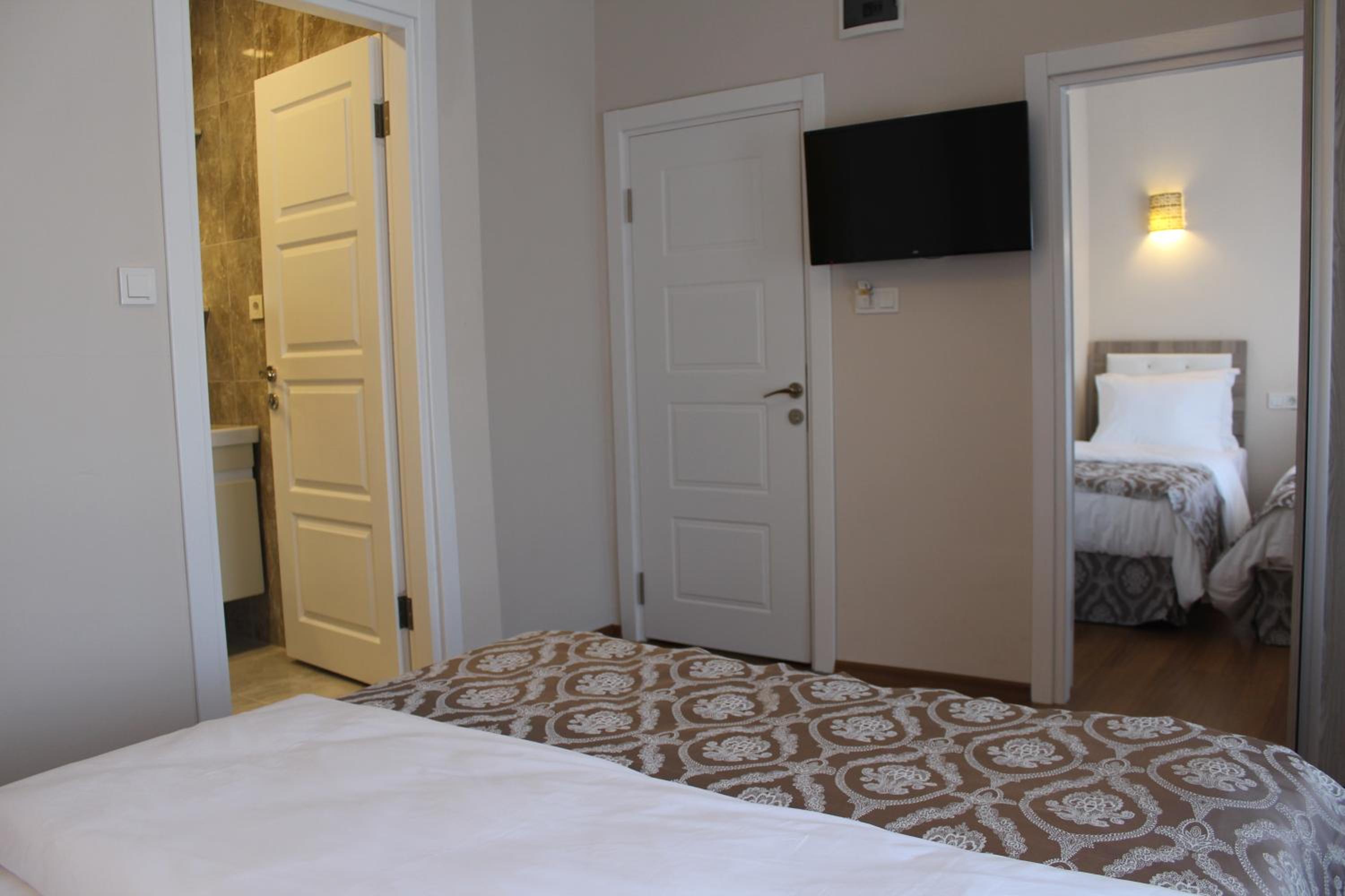 Ararat Hotel - Image 75