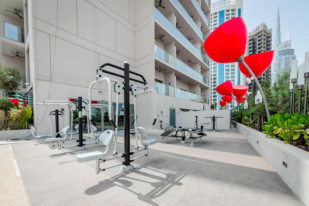 Cozy Studio Steps from Dubai Mall & Burj Khalifa